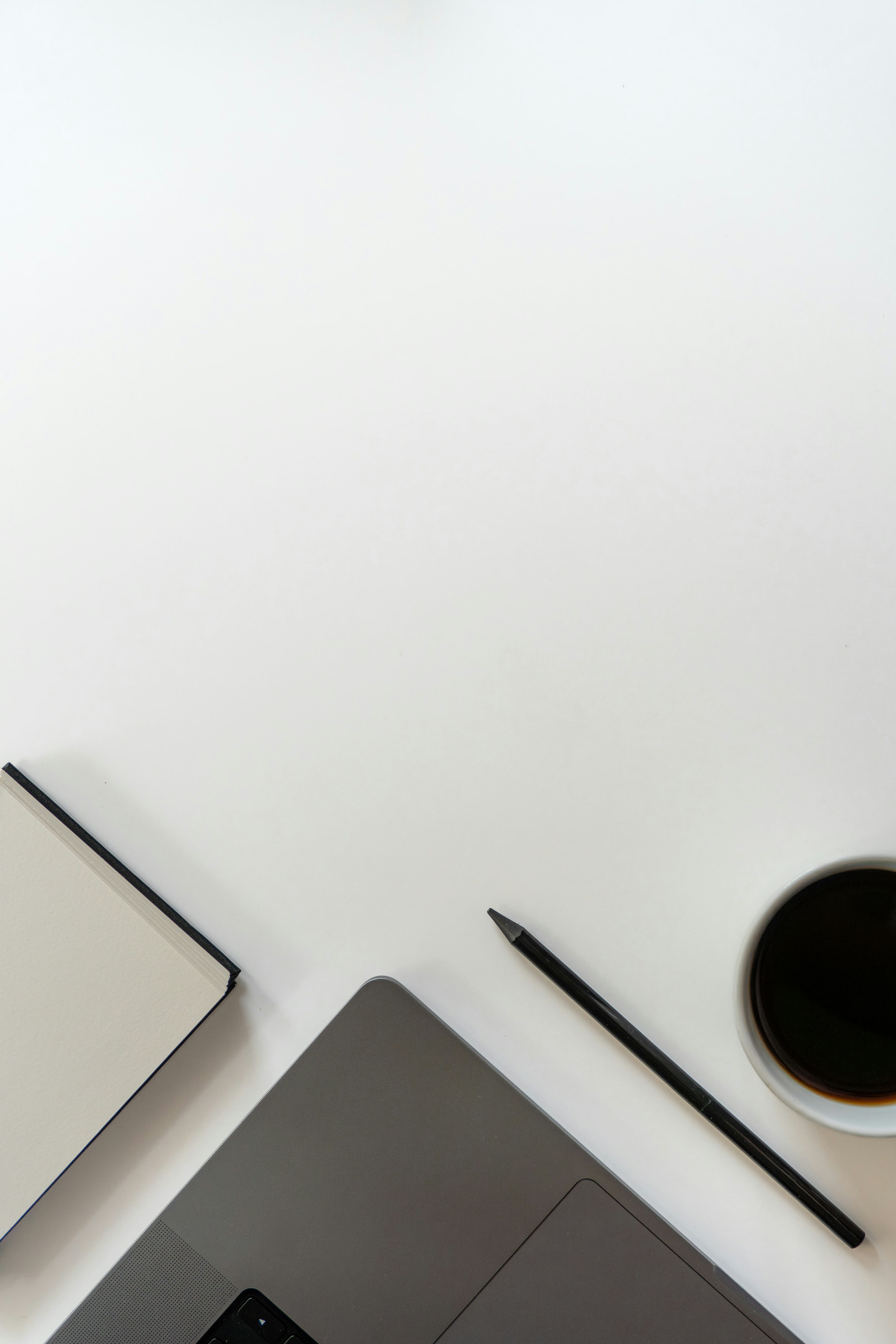 minimalist student workspace, wallpaper, Best Budget Laptop for Online School: Top Affordable Picks 2024 4