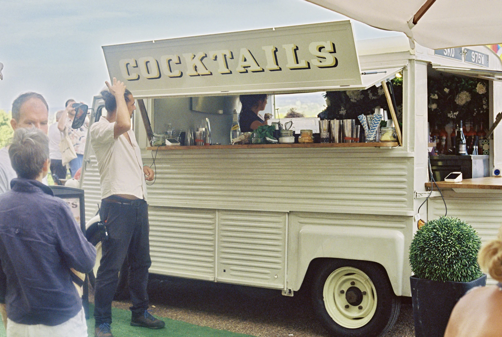 Orchard & Oak — Cocktail Bars