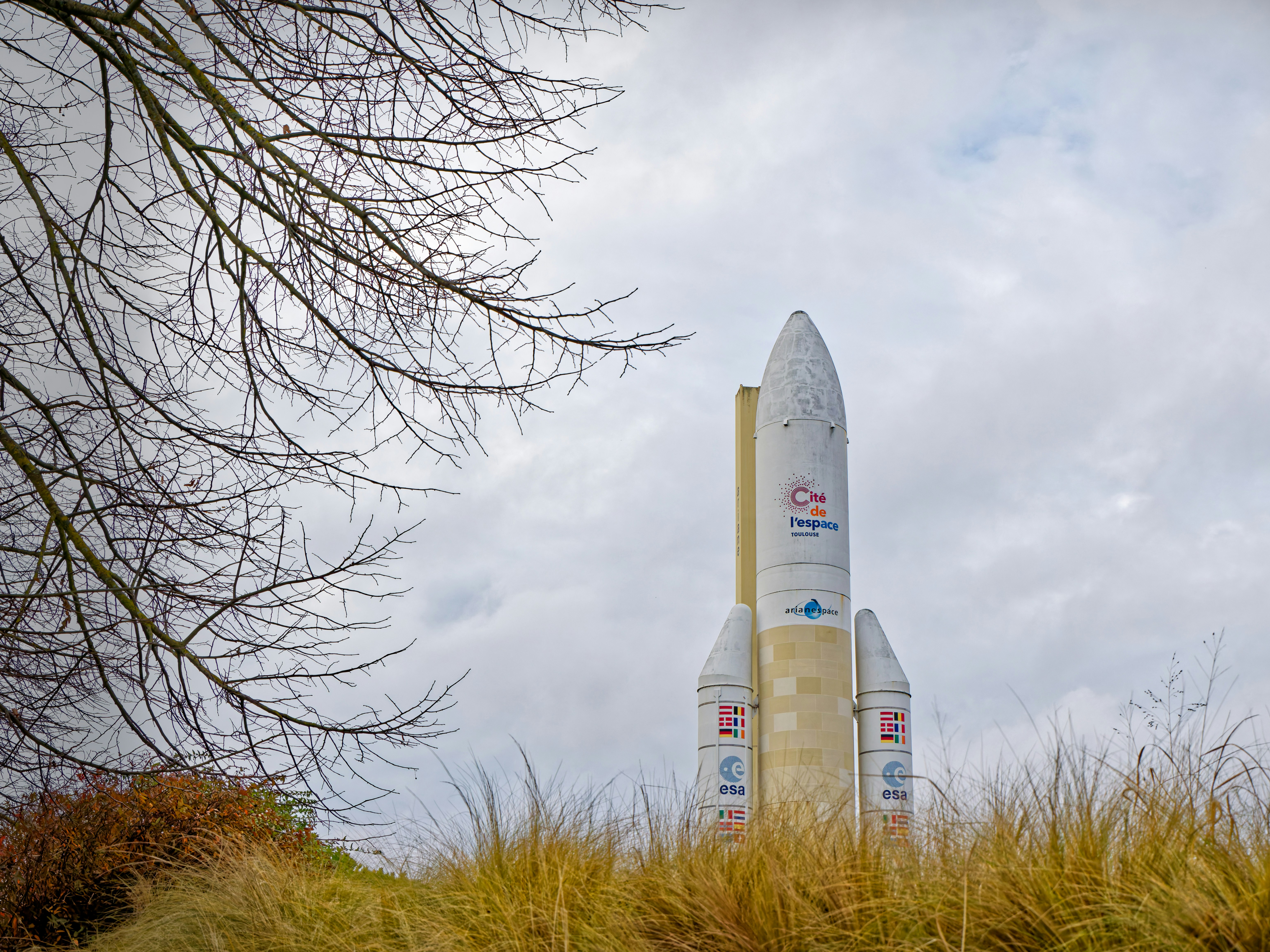 ESA AI Hub UK: Satellite Connectivity Revolution