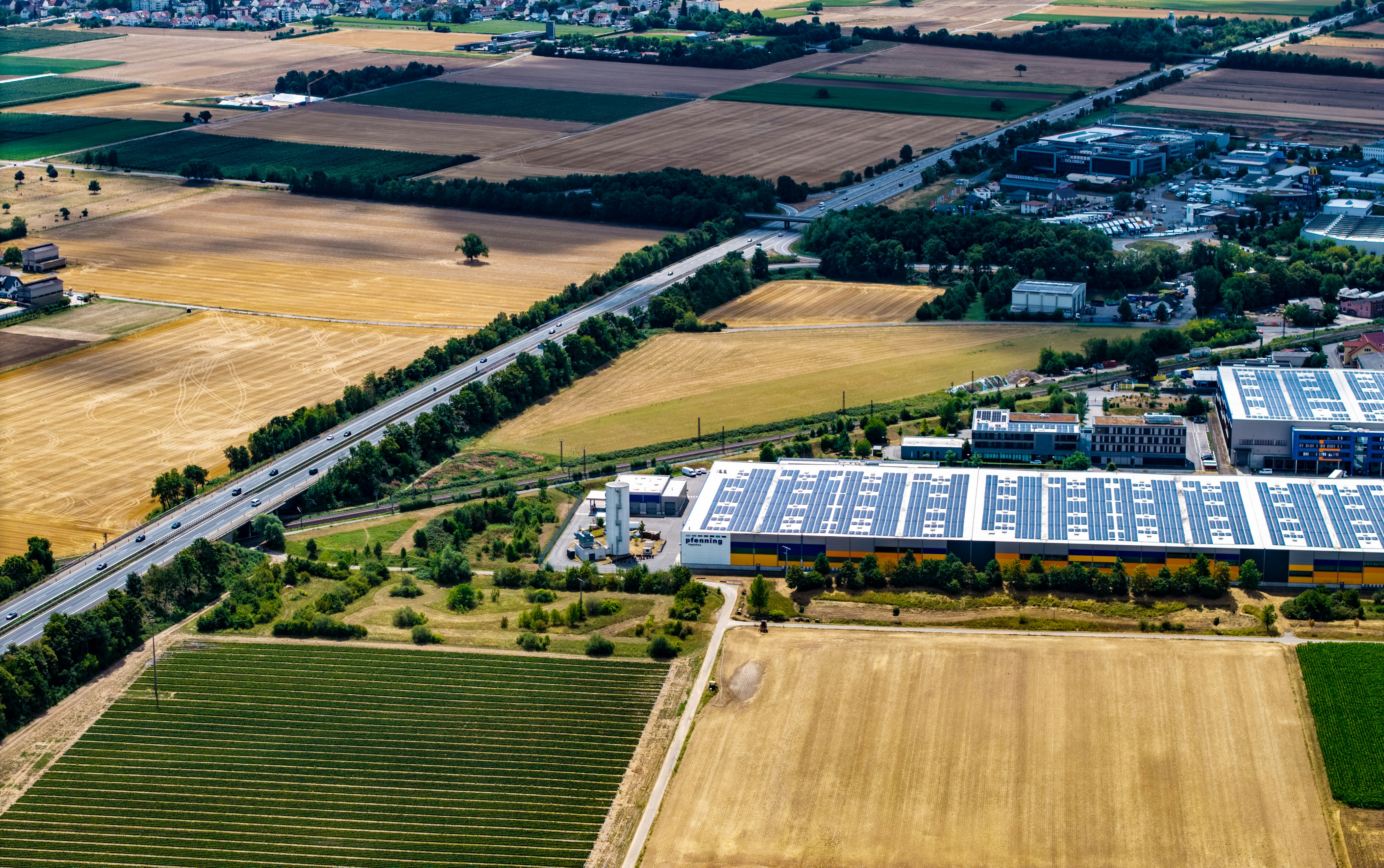 İtalya'da Güneş Enerjisi Hamlesi: İlk 9 Ayda 4.83 GW Yeni Kapasite Devreye Alındı