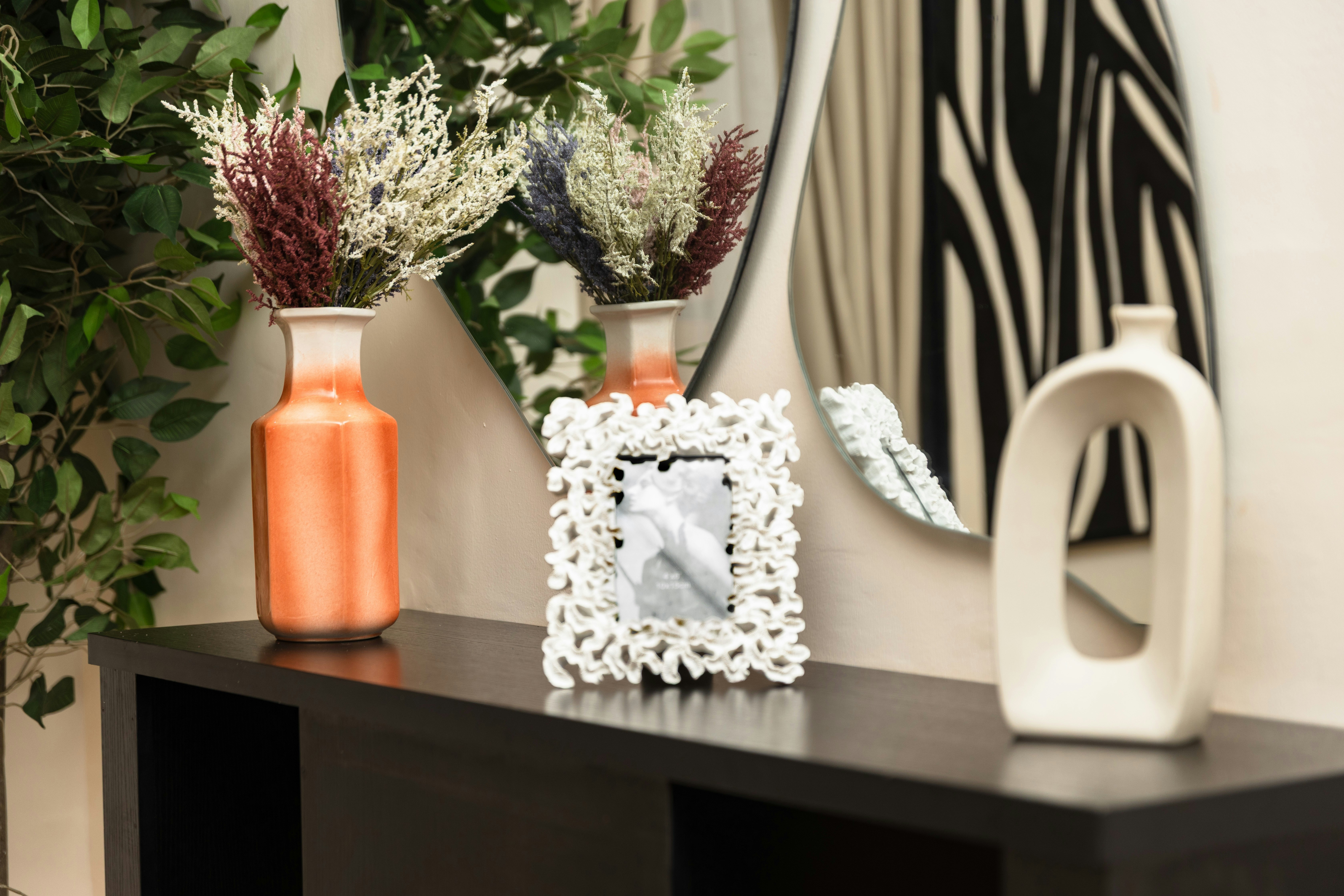Luxe "Get Well": Flowers That Truly Brighten the Room