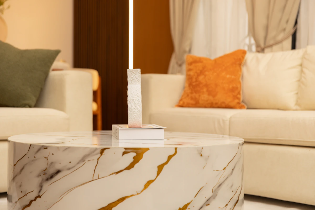 Table basse Aurea en marbre Calacatta Oro