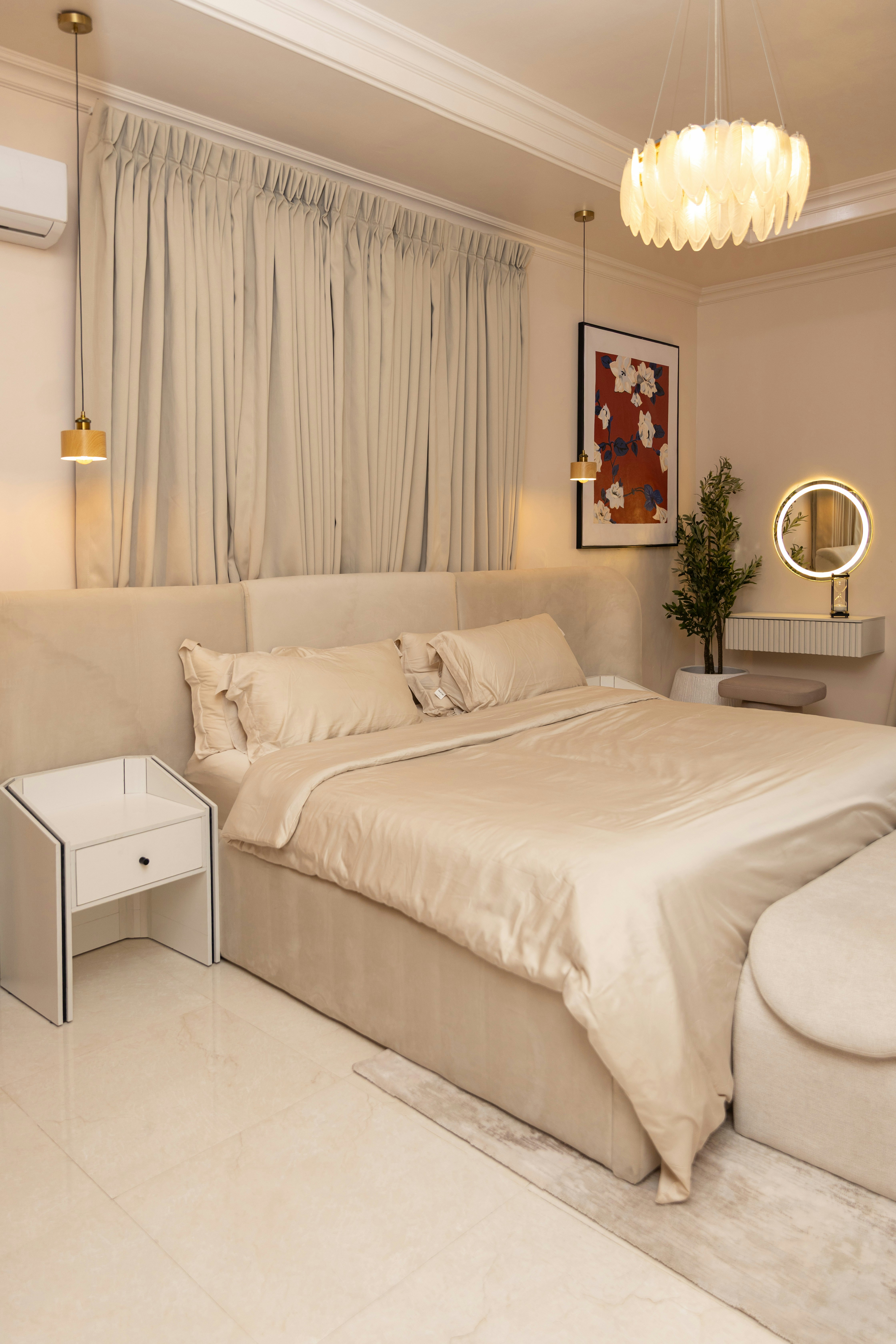 luxury master bedroom interior design, wallpaper, Master Bedroom Cabinet Hardware Design: A Pro Guide 6