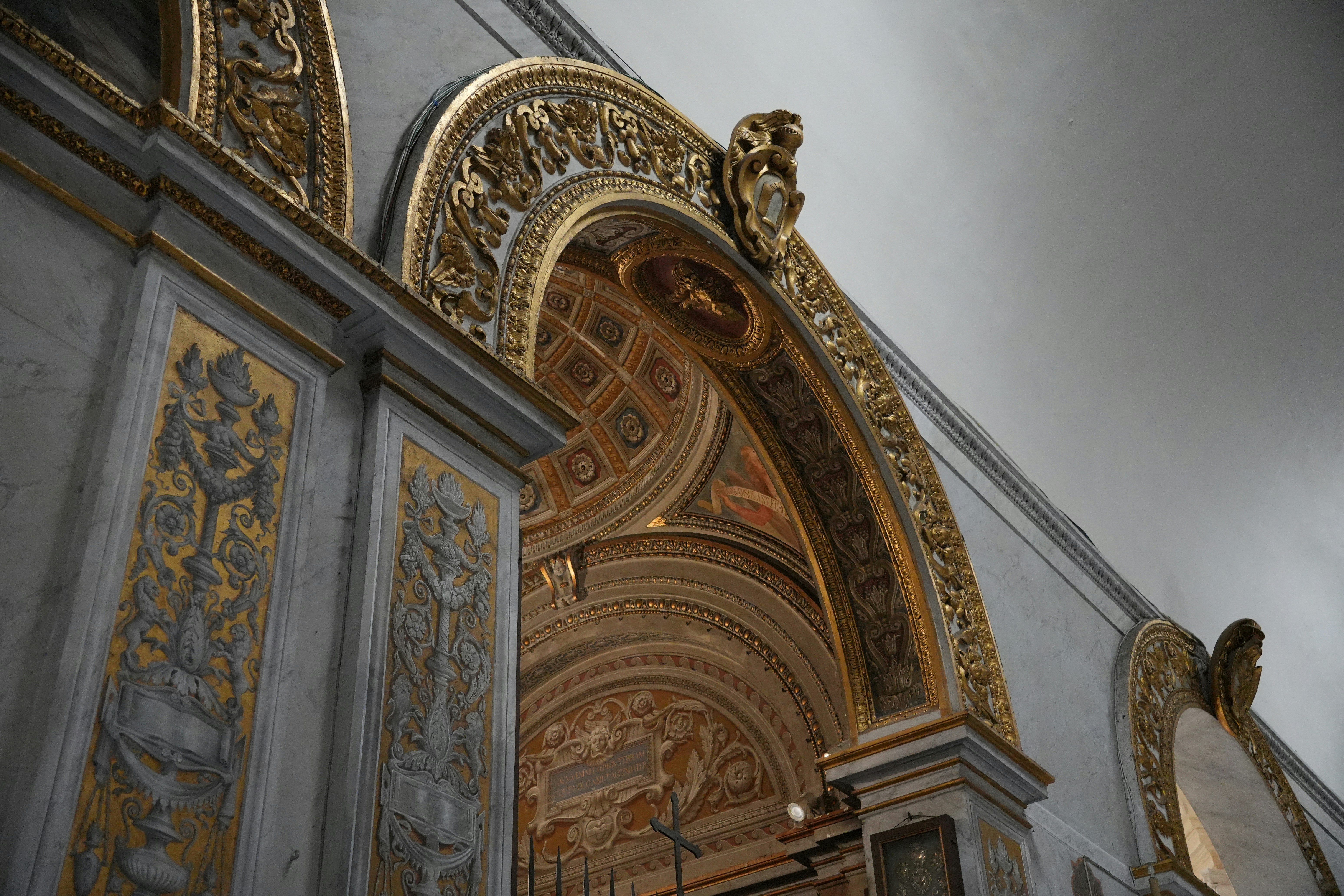 Whispers of the Past: Crafting Timeless Elegance with Heritage Interior Style