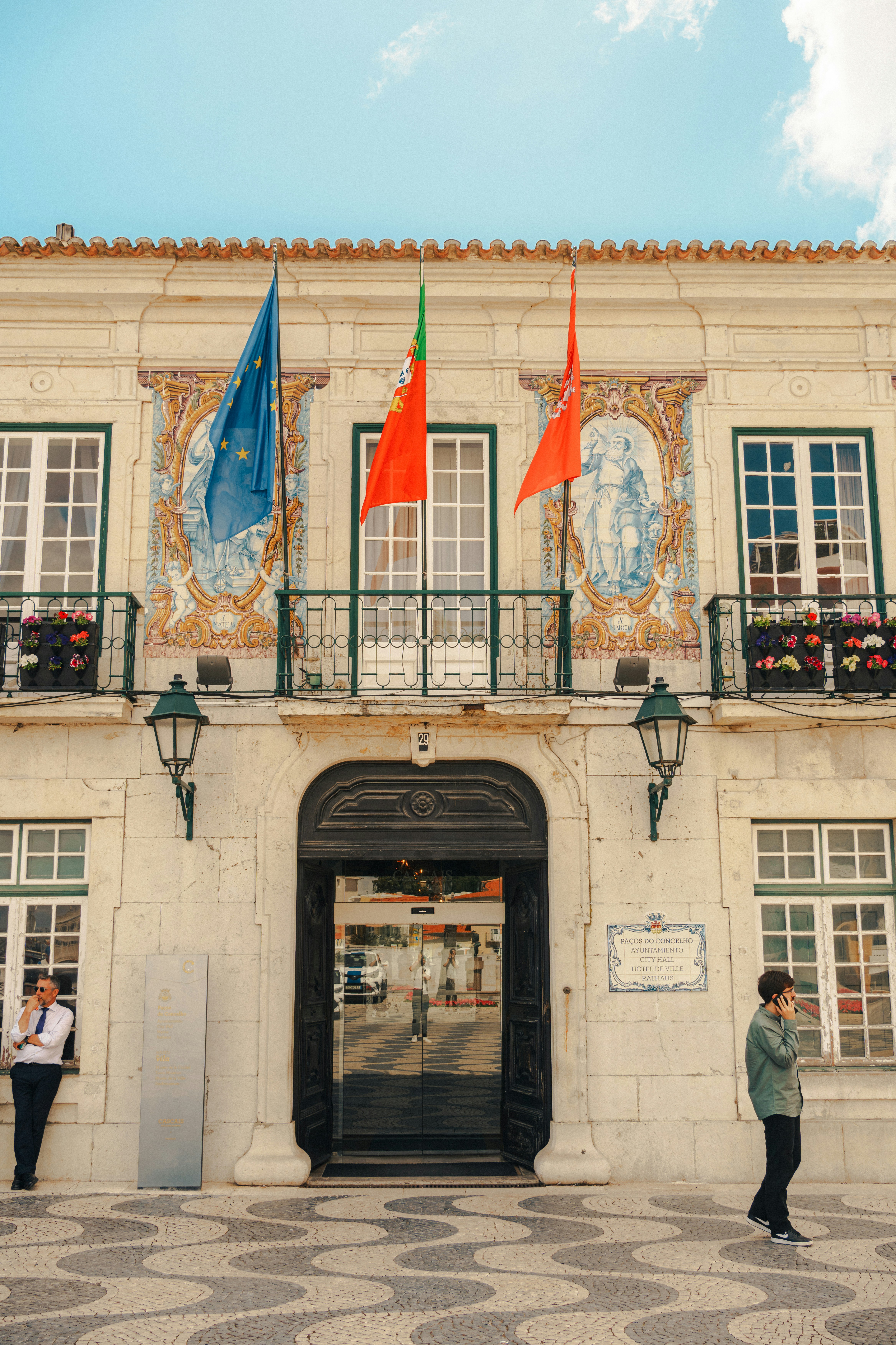 Travel Insurance: The Non-Negotiable for Non-EU Visitors