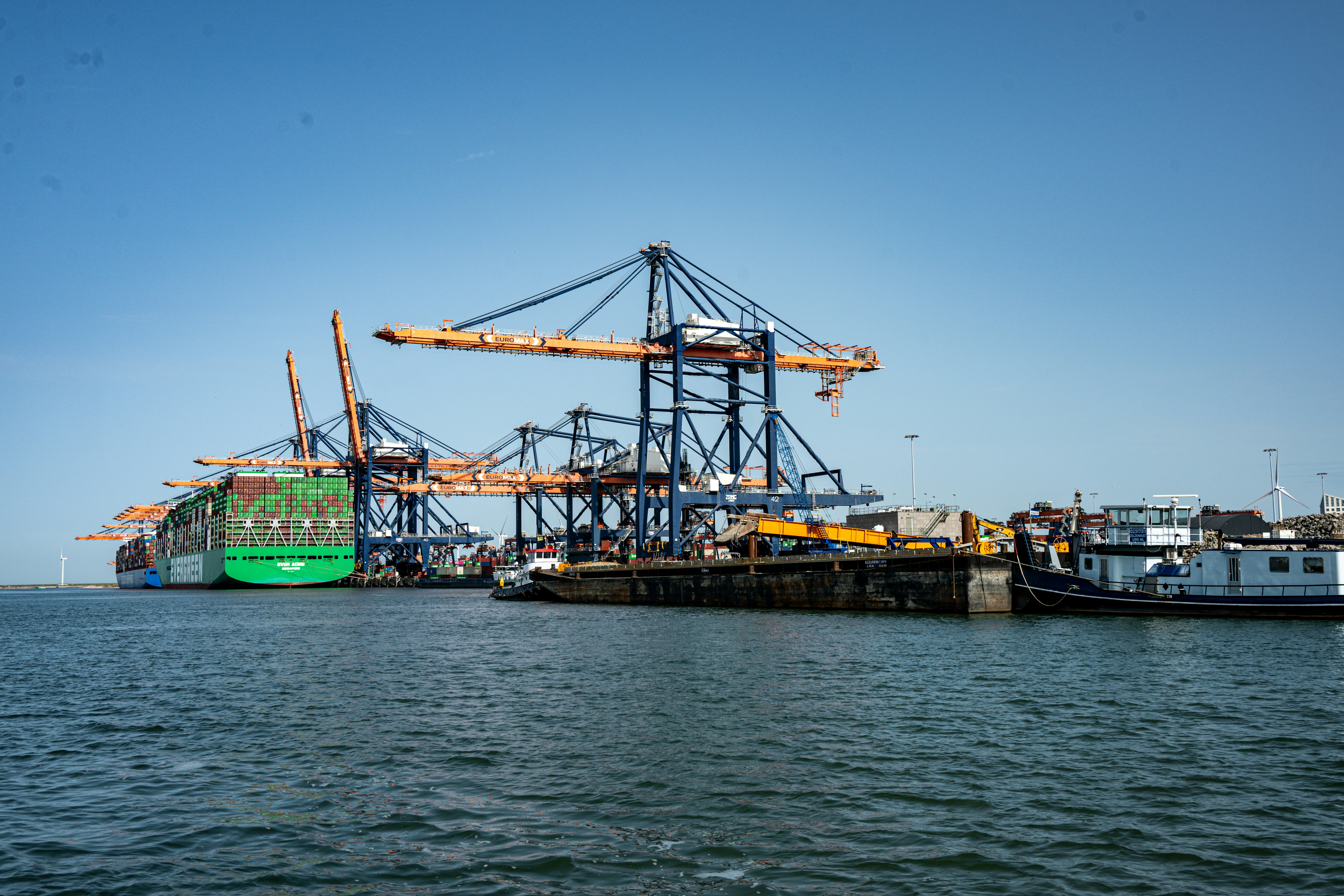 Trade War Intensifies as Tech Competition Reshapes Global Order