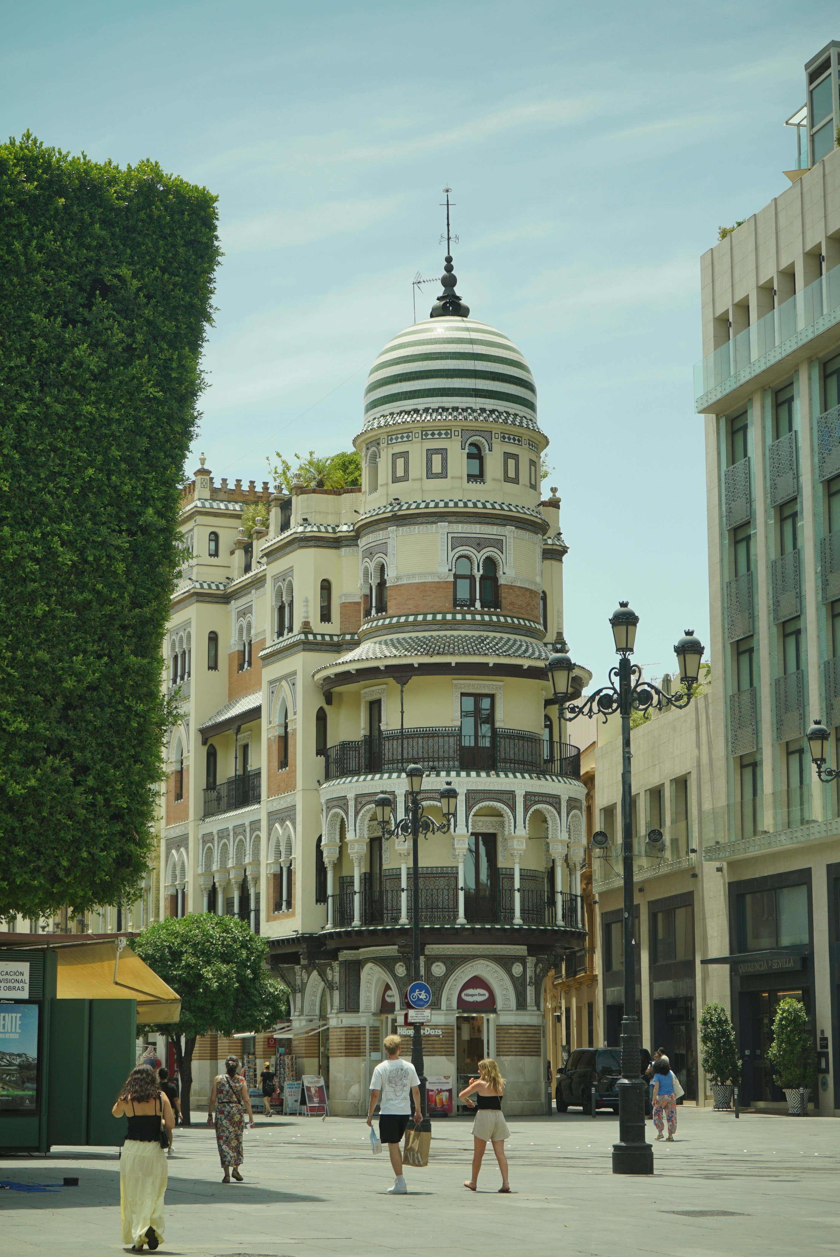 Regional Differences in Noise Tolerance