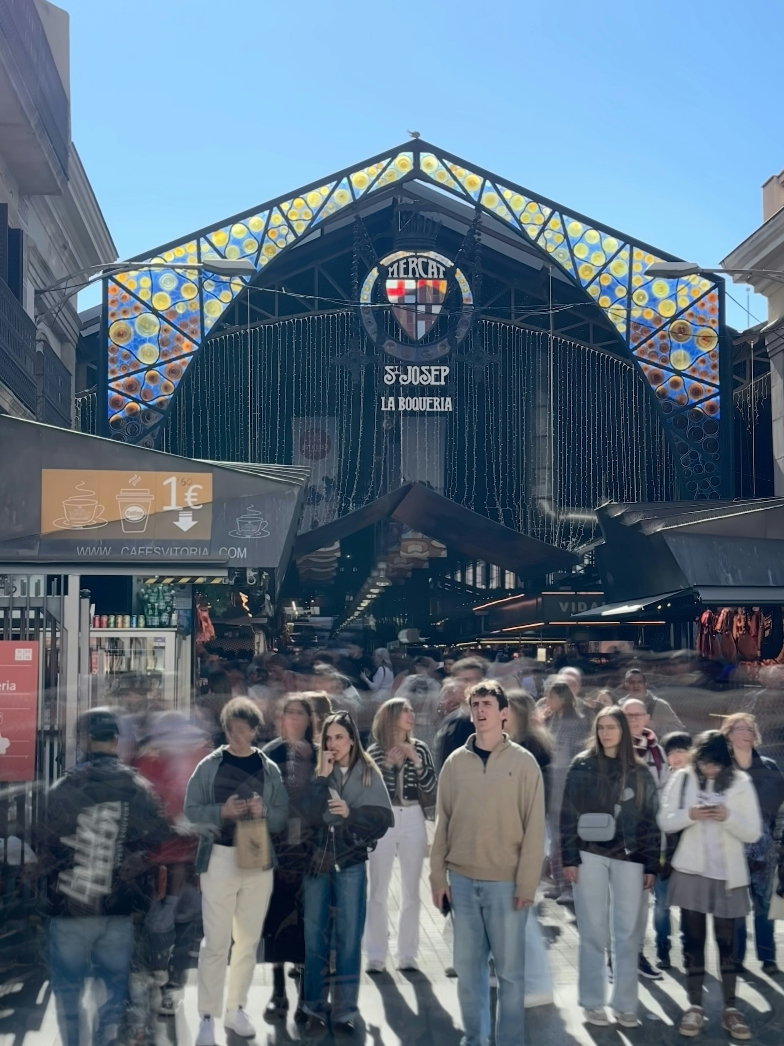 Portal de l'Àngel & the Gothic Quarter: High Street and Hidden Independents