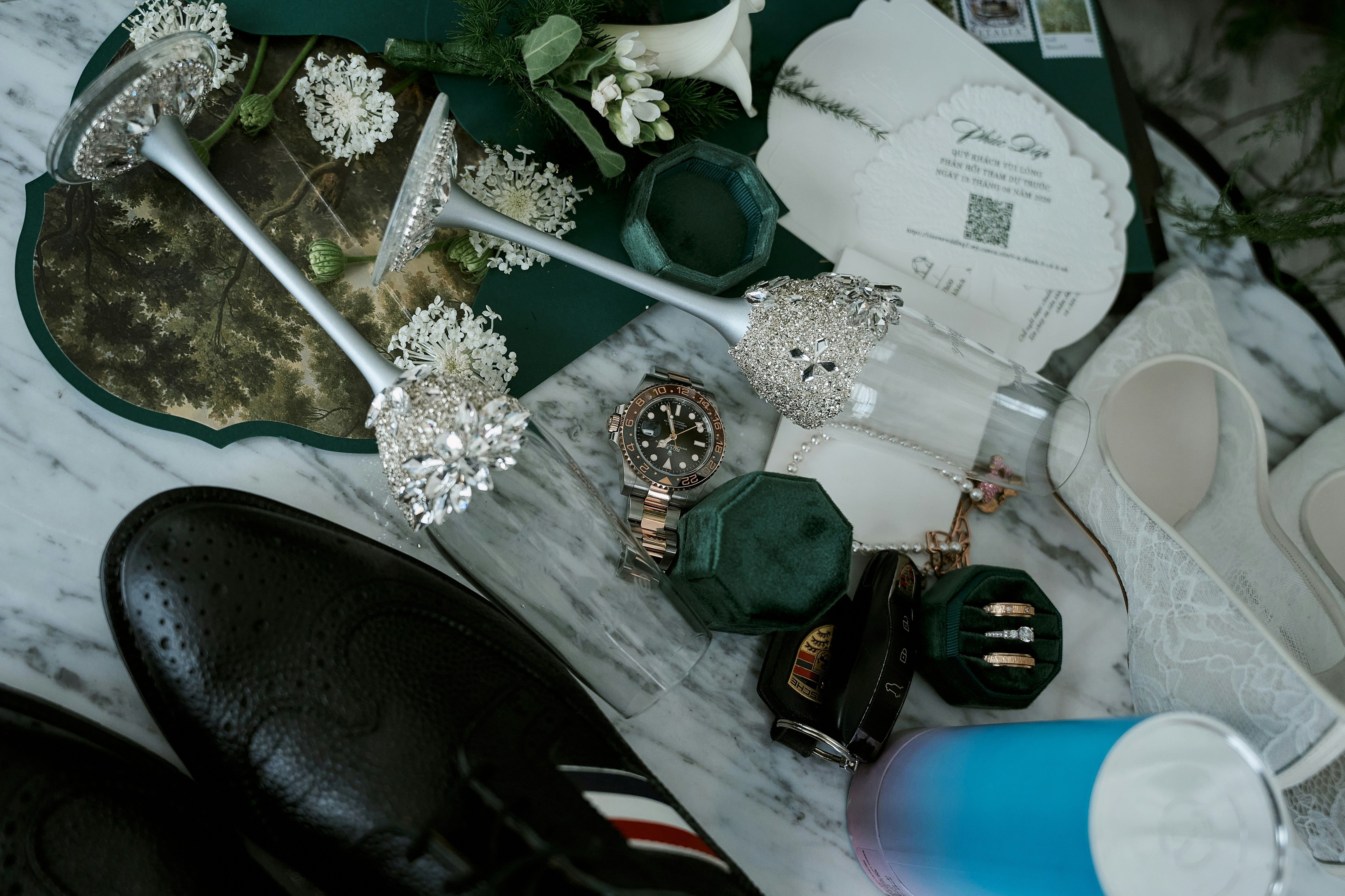 minimalist wedding flatlay, wallpaper, Plan a Wedding in 3 Months: The Ultimate Fast-Track Guide 6