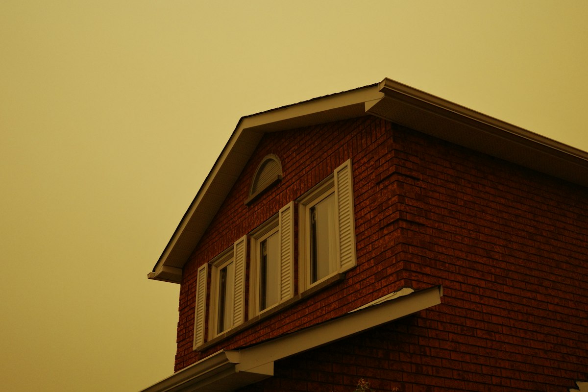 Fascia & soffit clean