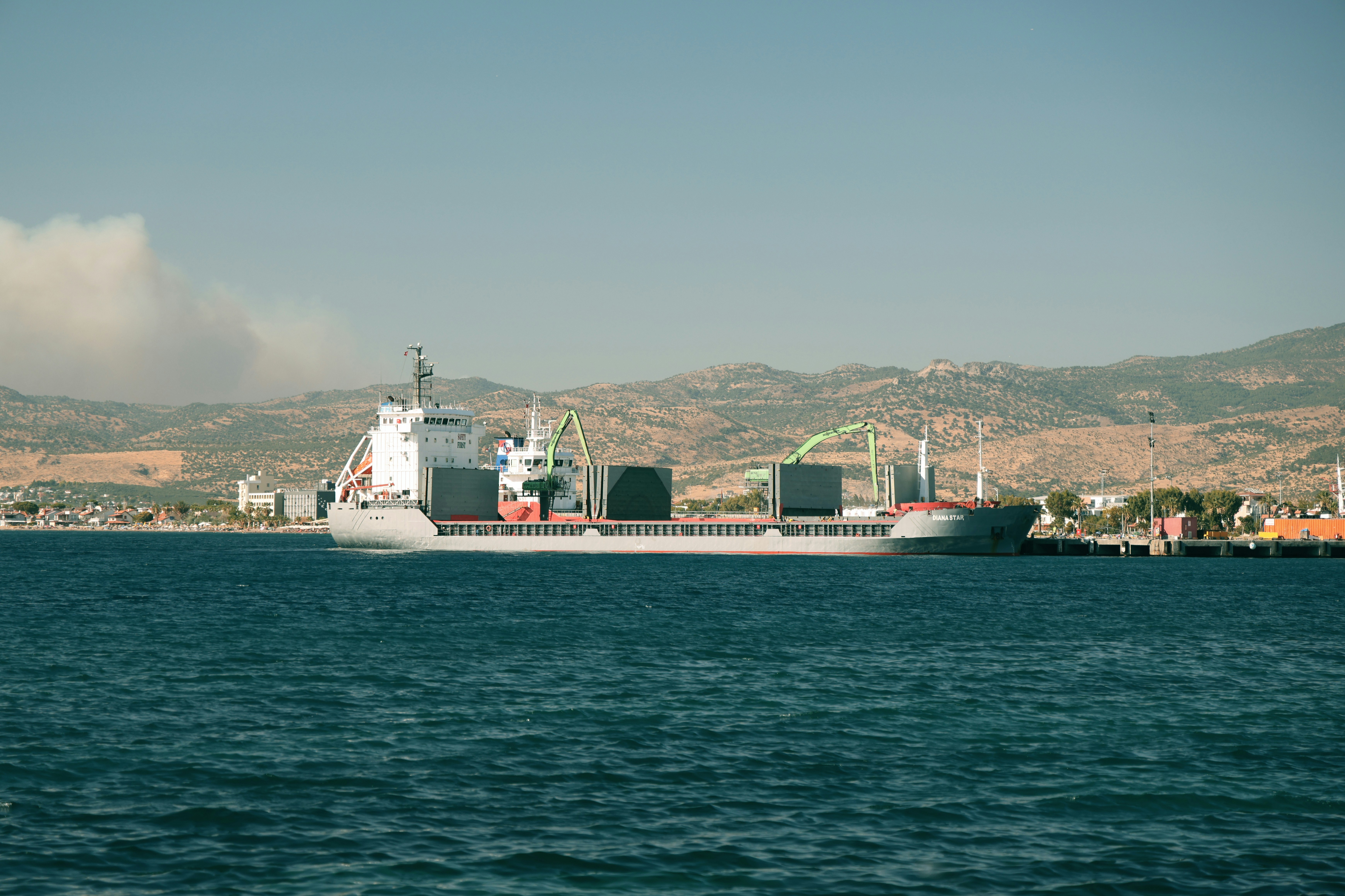 Avrupa, Fiyatlardaki Yüzde 150'lik Artışa Rağmen Sıvılaştırılmış Doğal Gazda (LNG) Asya'yı Geride Bıraktı