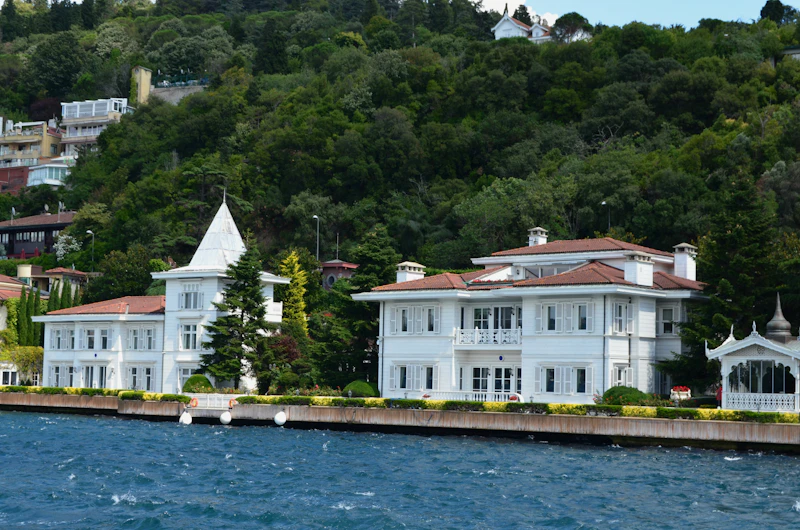 Kandilli Waterfront Mansion