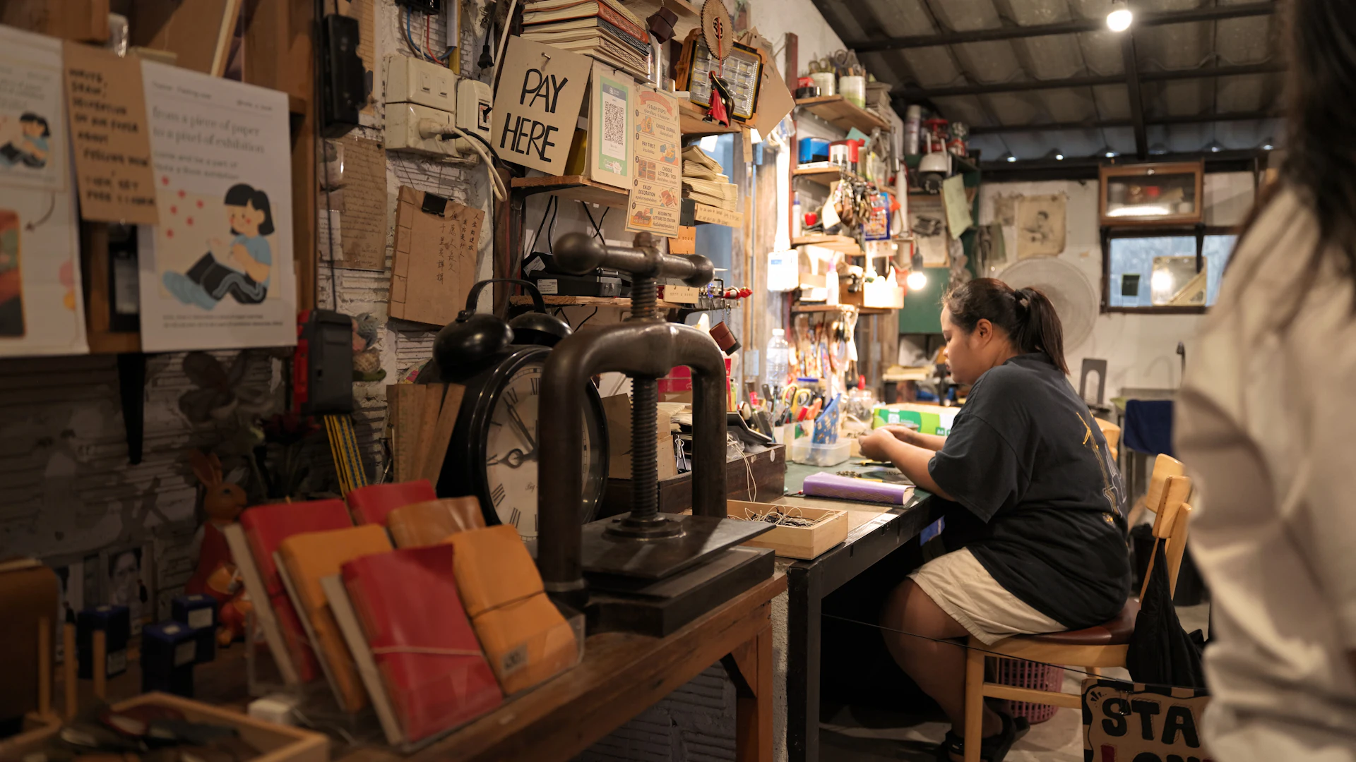 Bookbinding: Stitch Your Own Notebook