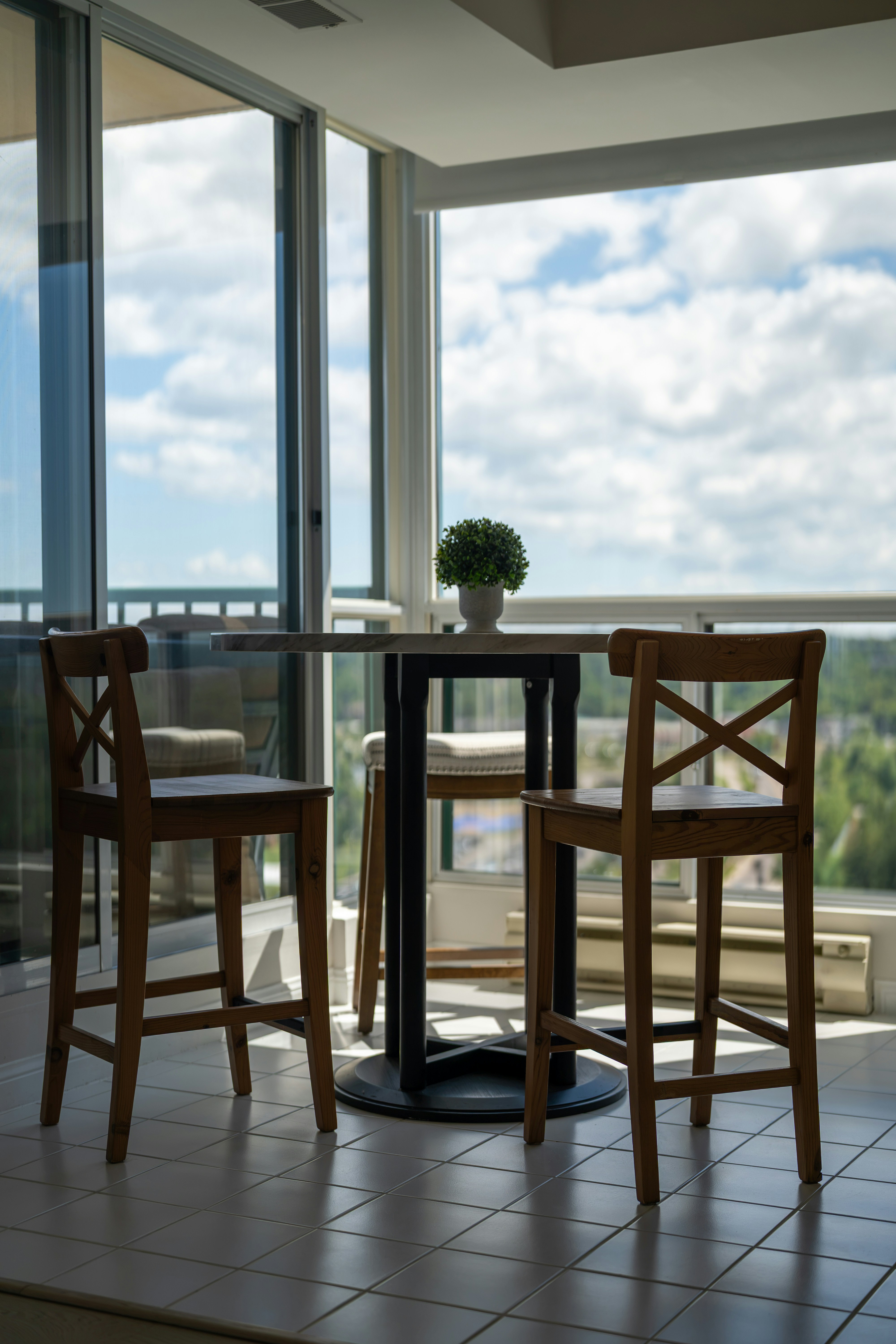 luxury balcony bar stools, wallpaper, Top Rated Luxury Bar Stools for Balcony Spaces in 2024 4