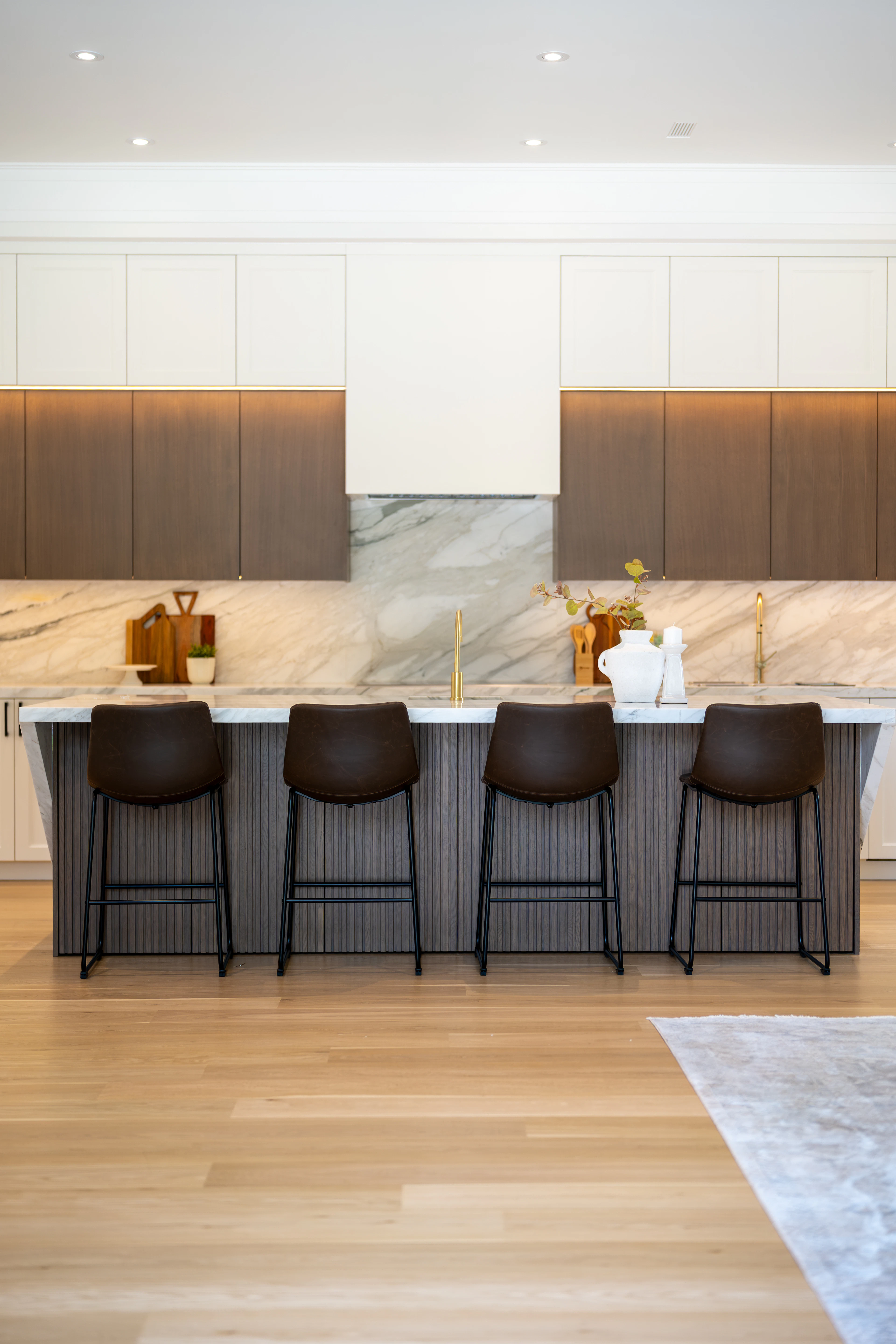 Modern kitchen with a splashback
