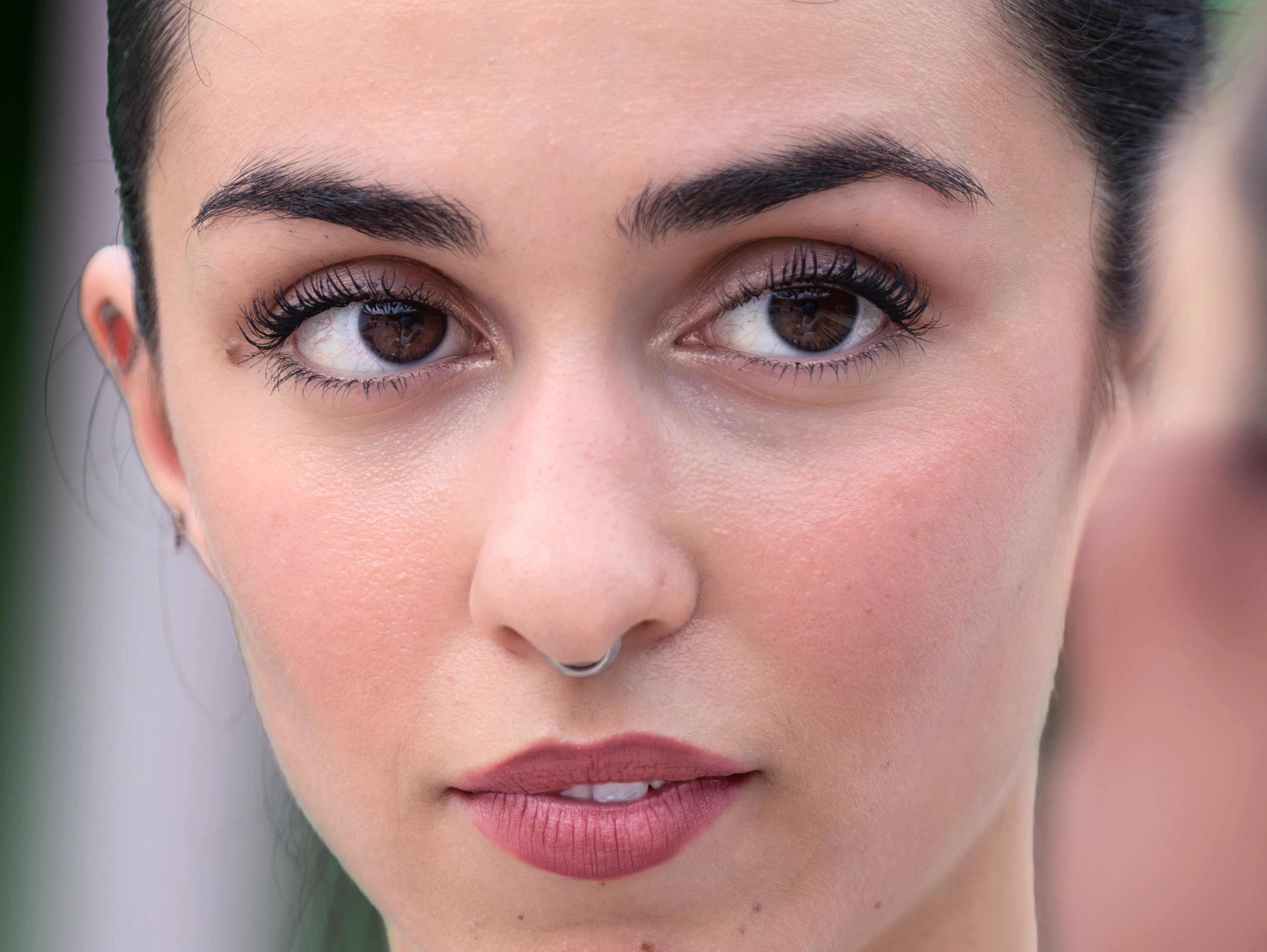 Brow mapping in progress.