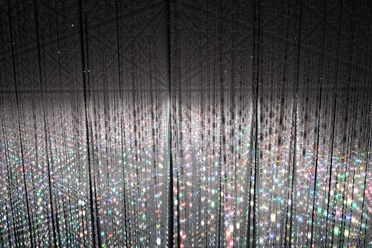 An immersive digital light installation at teamLab Planets, Tokyo