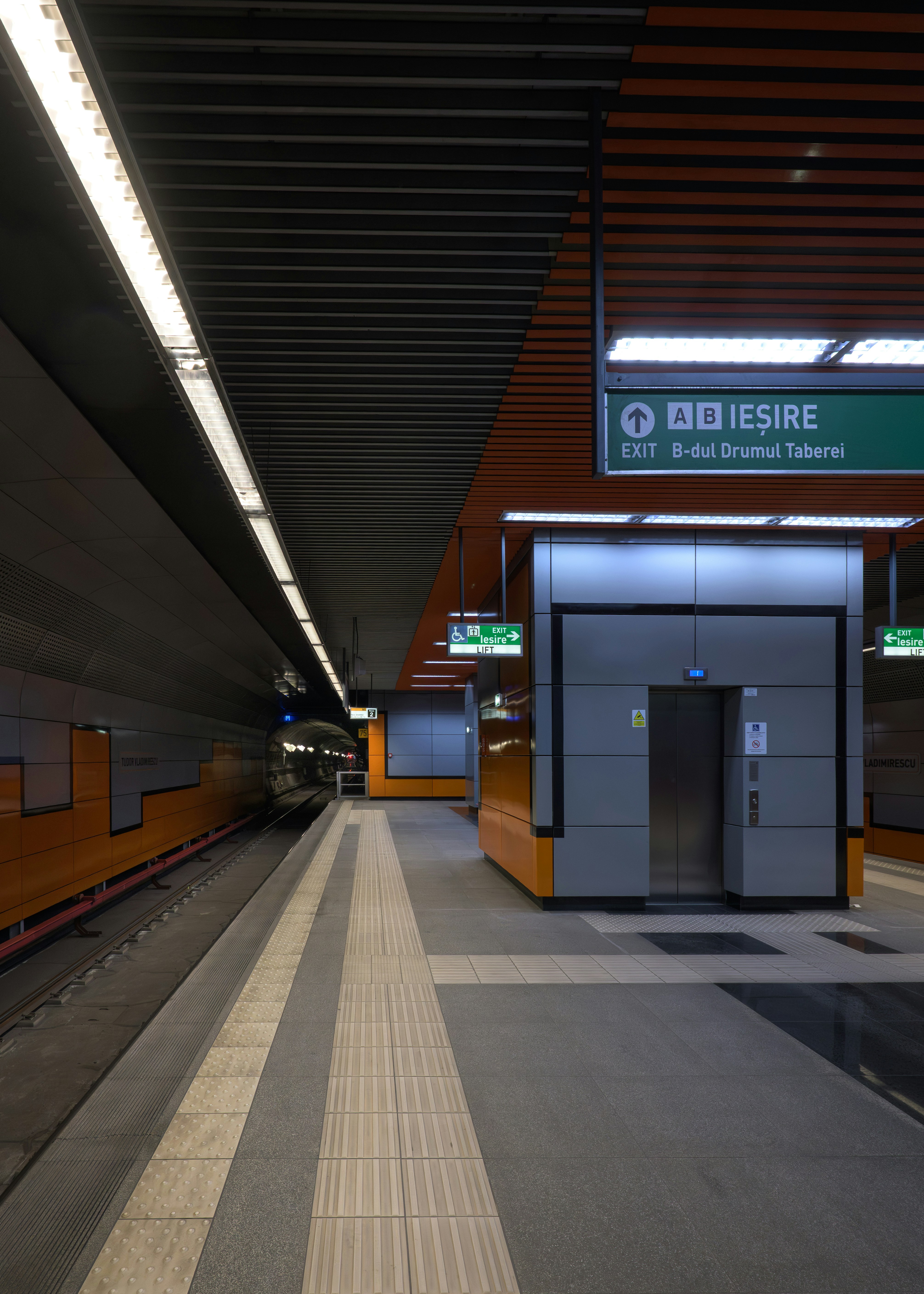 What is the easiest way to travel from Sofia to Veliko Tarnovo?