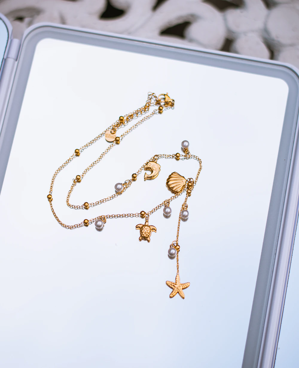 Gold anklet jewellery