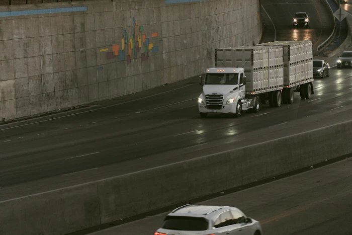 Road freight photo 3