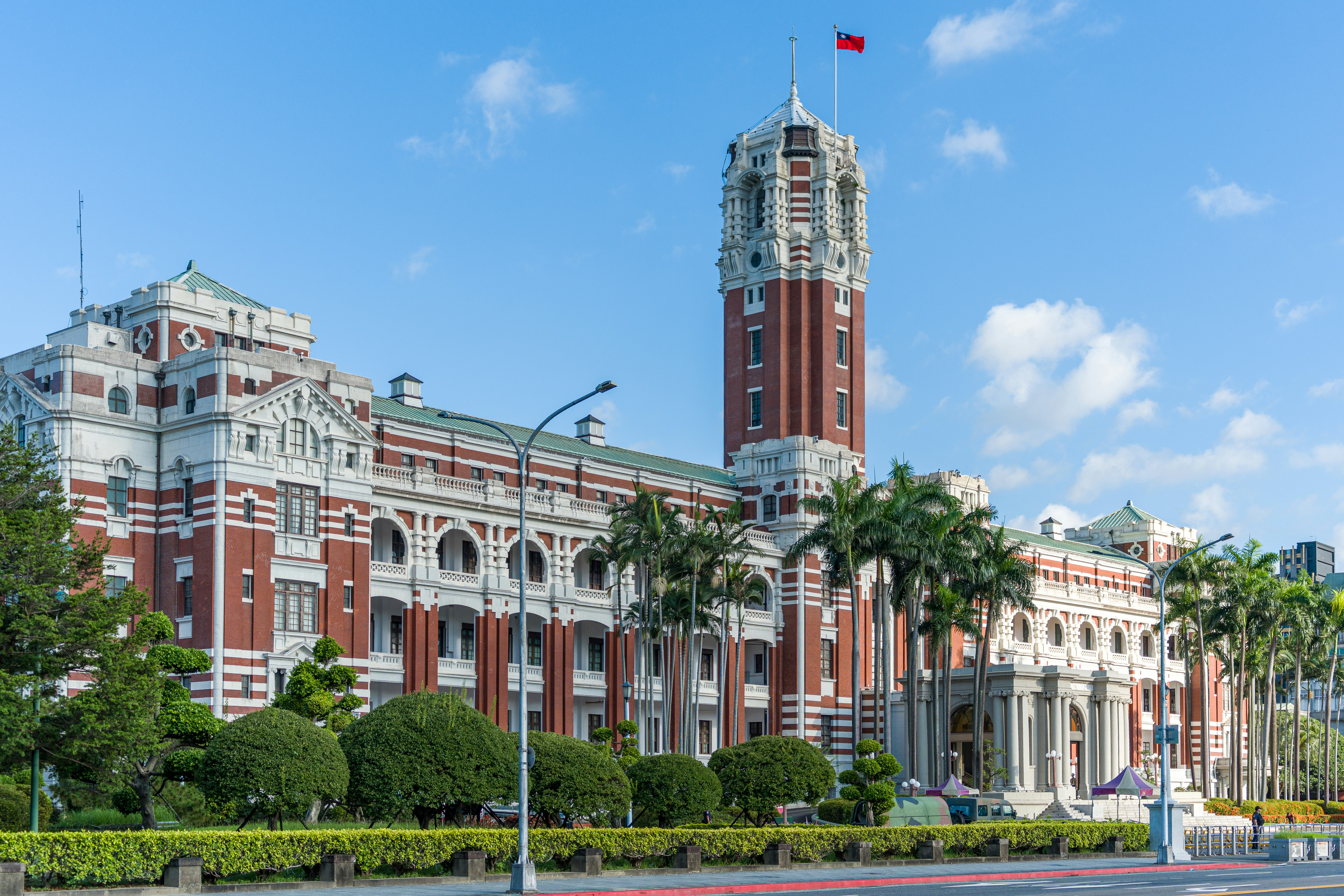 Taiwan AI Hacking: State Mobilizes to Protect Capital