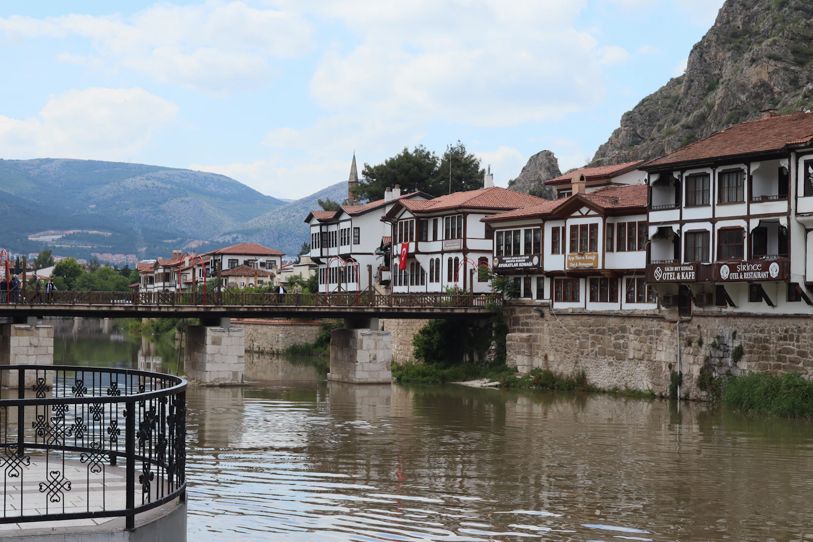 The Ottoman houses along the Yeşilırmak at Amasya, under the cliff