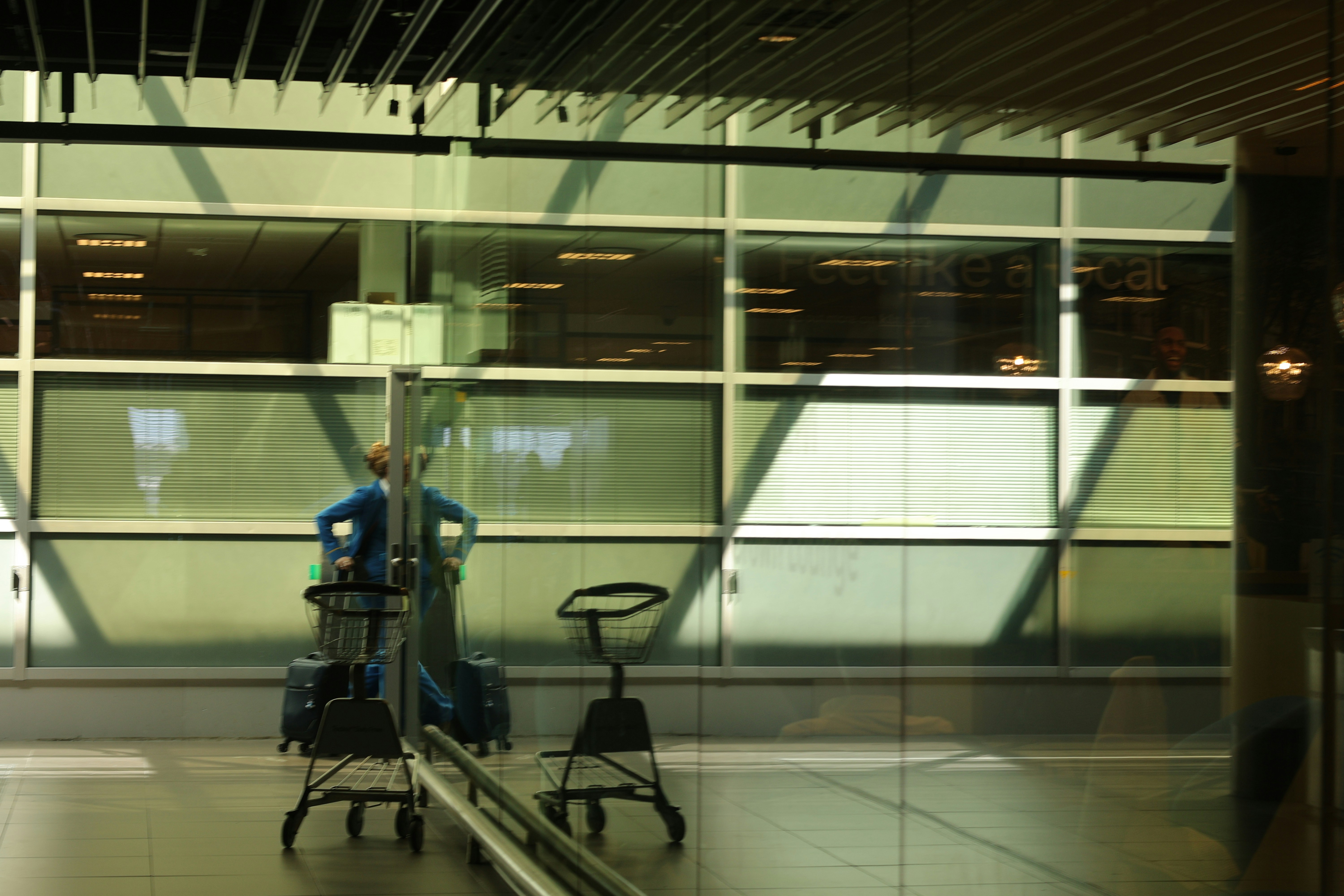 Stroller or Baby Carrier Through the Airport: Which One You Can Actually Manage With Your Bags