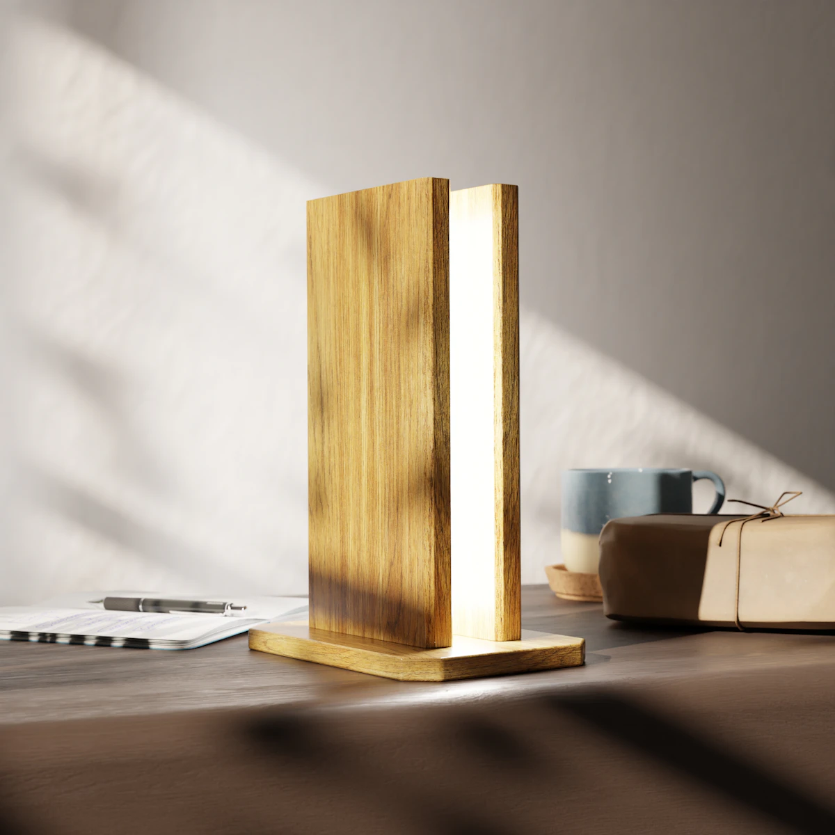 Oak column lamp