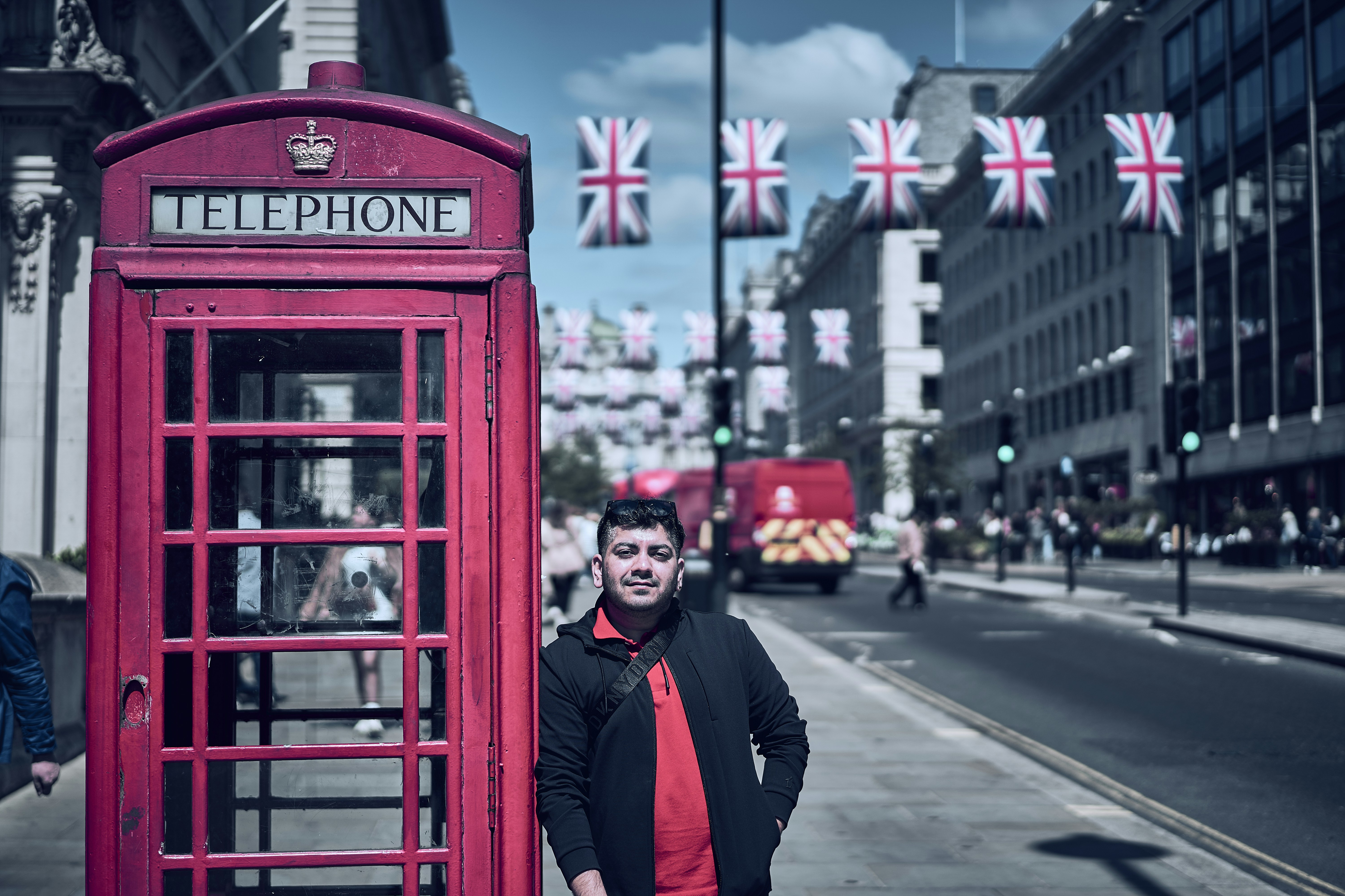 A street and architectural view in London, England.