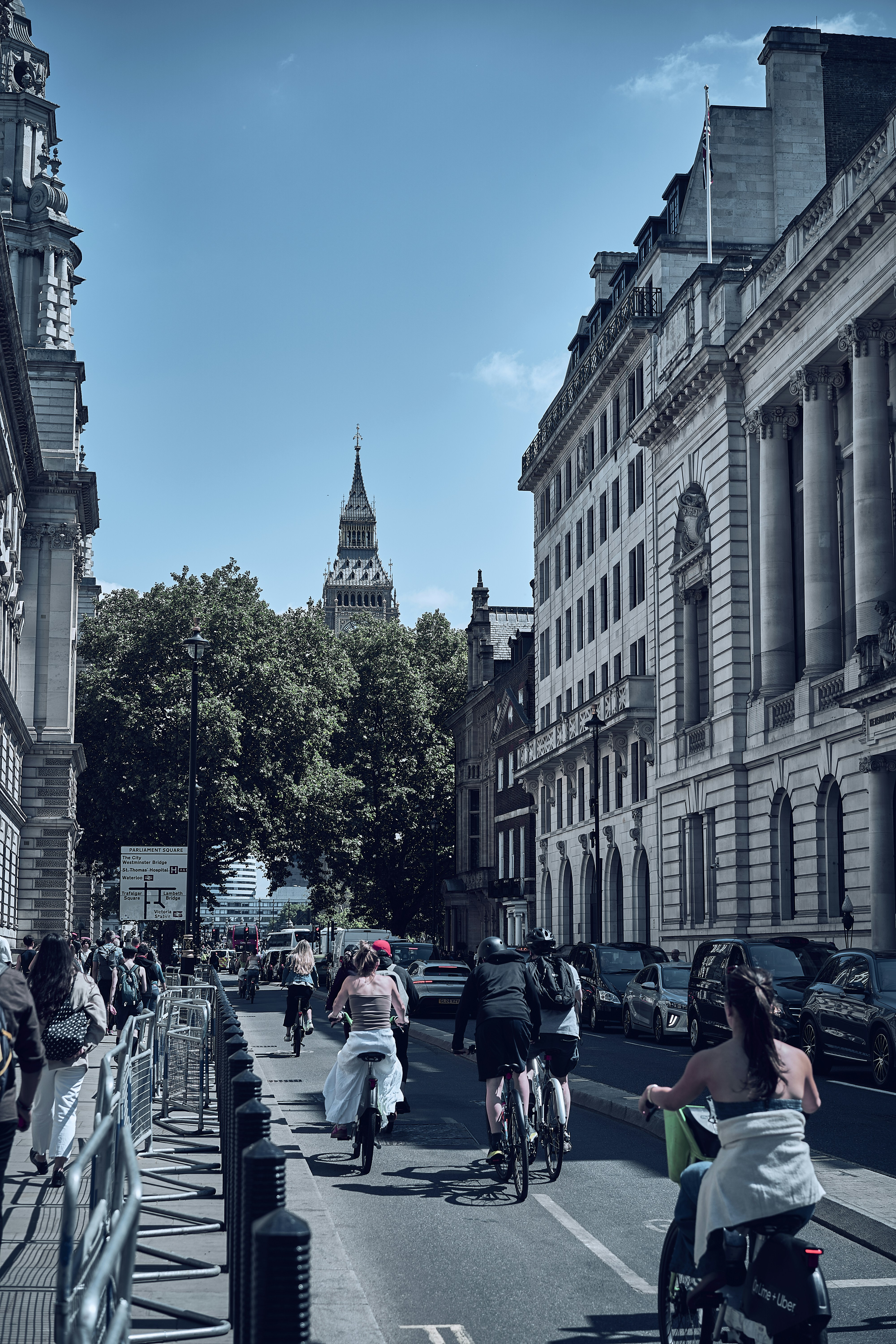 A street and architectural view in London, England.