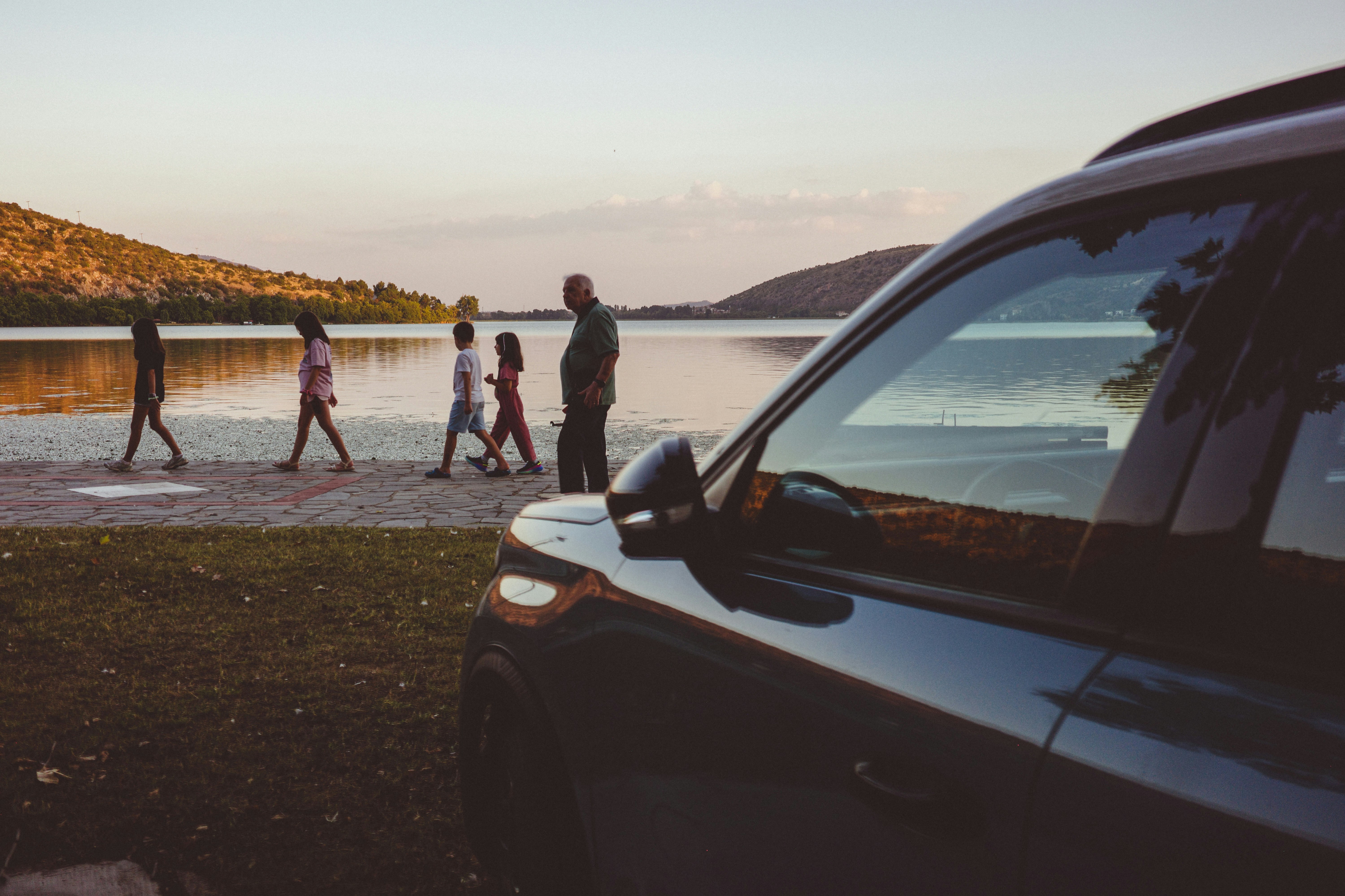 modern family suv wallpaper, wallpaper, Ram SUV Affordable 2026: Pricing, Features, and Expectations 2