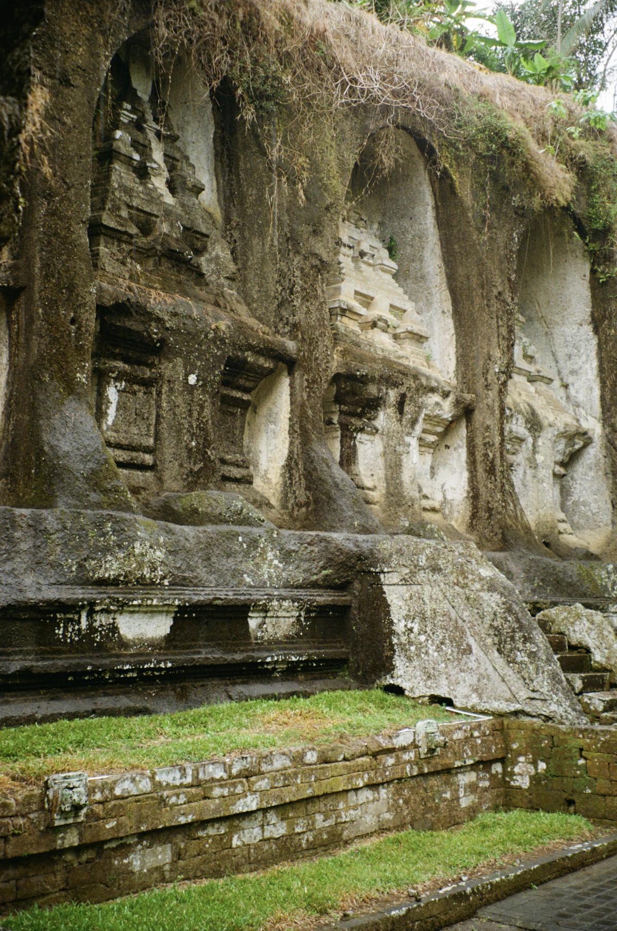 Gunung Kawi & Pakerisan UNESCO Archaeological Expedition