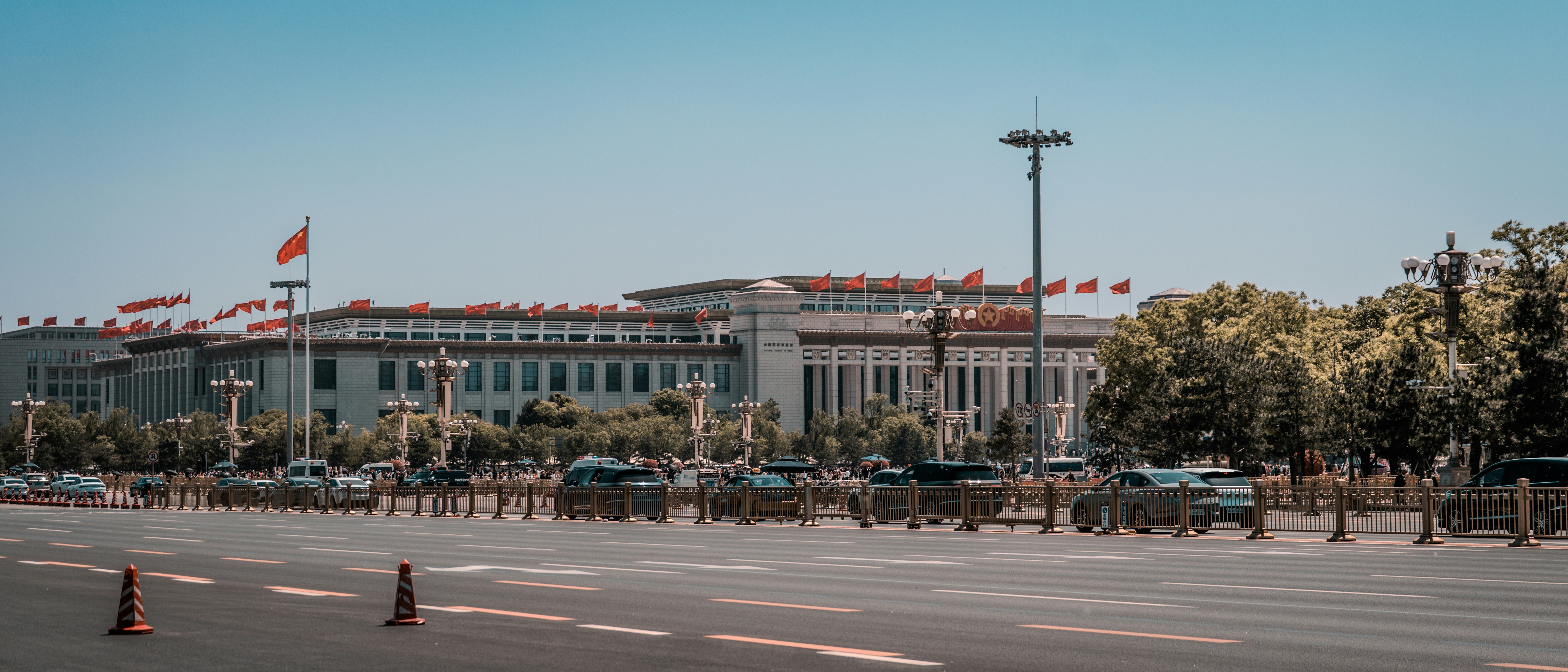 china flag government building