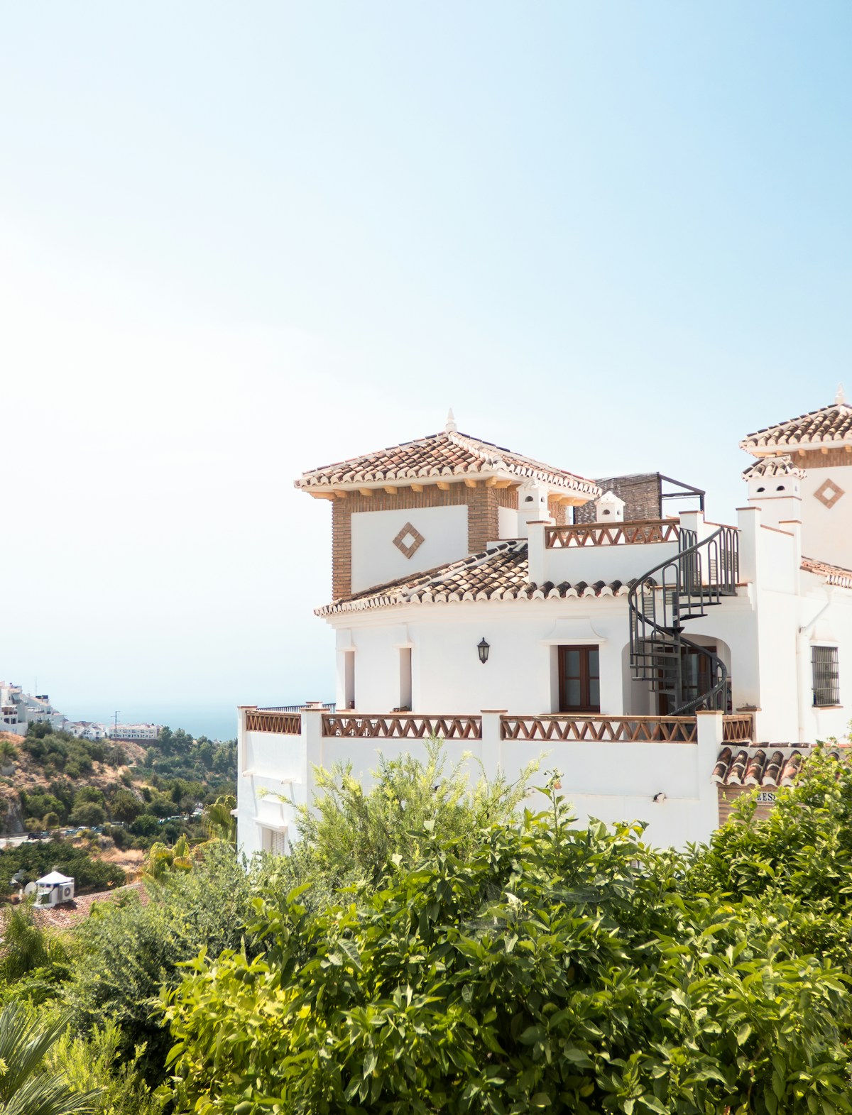 Villa blanche avec vue sur la mer à l'étranger - Guardiens
