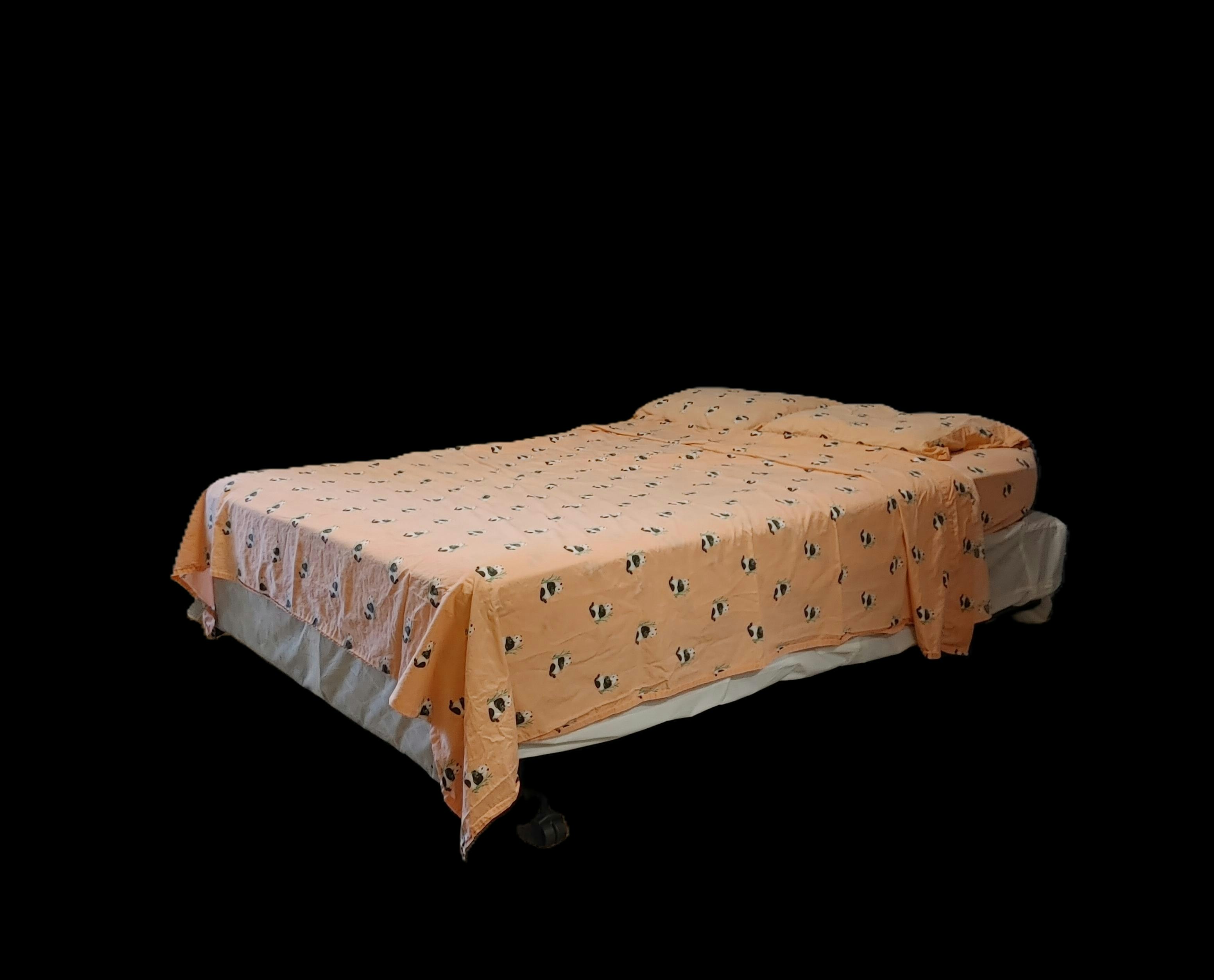 cotton sheet spread