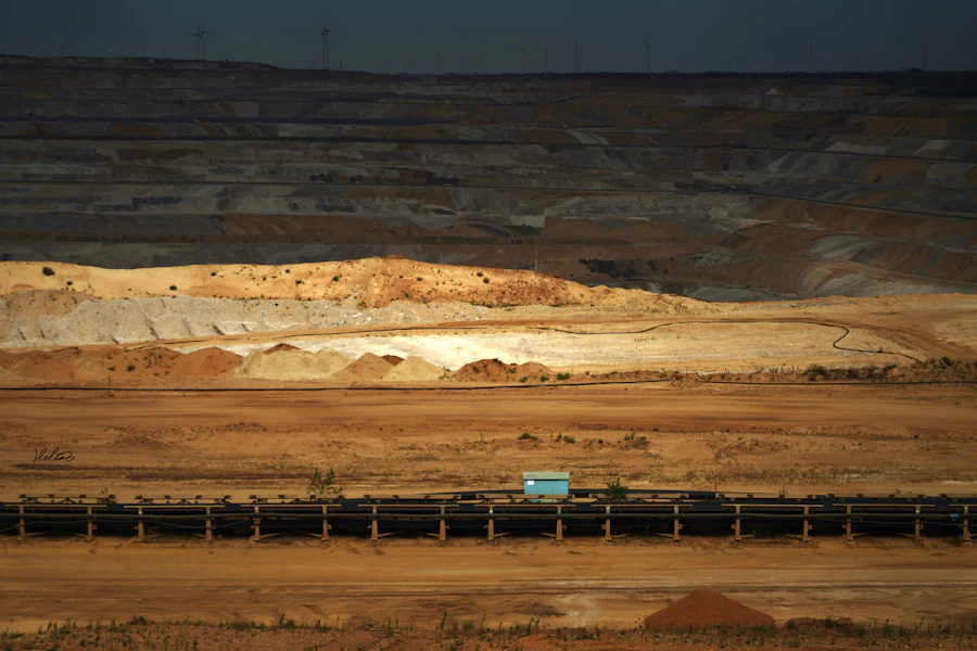 Overland mine conveyors