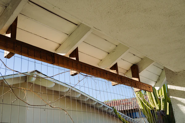 Pérgola bioclimática de lamas orientables