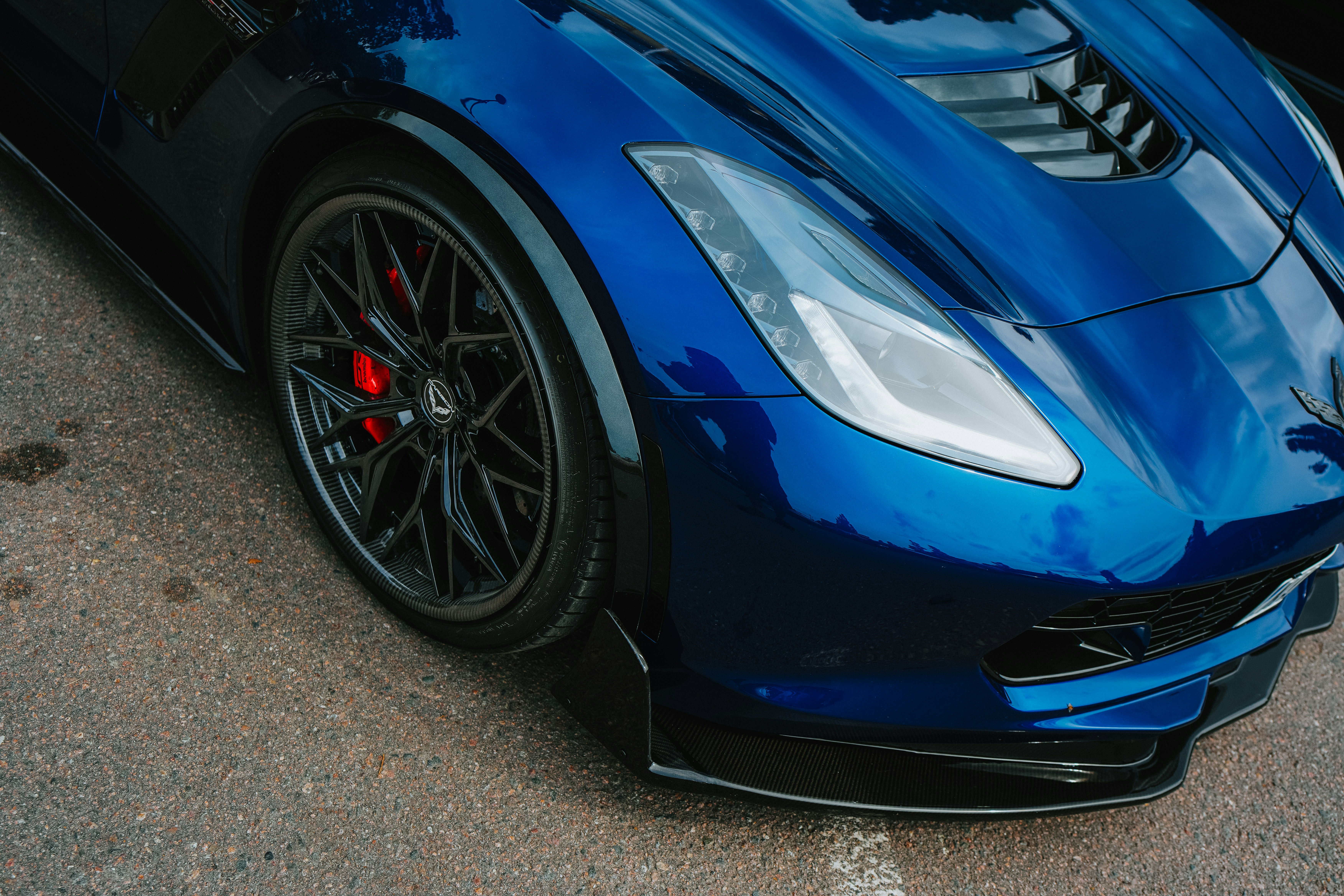 modern luxury supercar paint, wallpaper, McLaren Pickup Colors 2026: Ultimate Palette & Design Guide 6