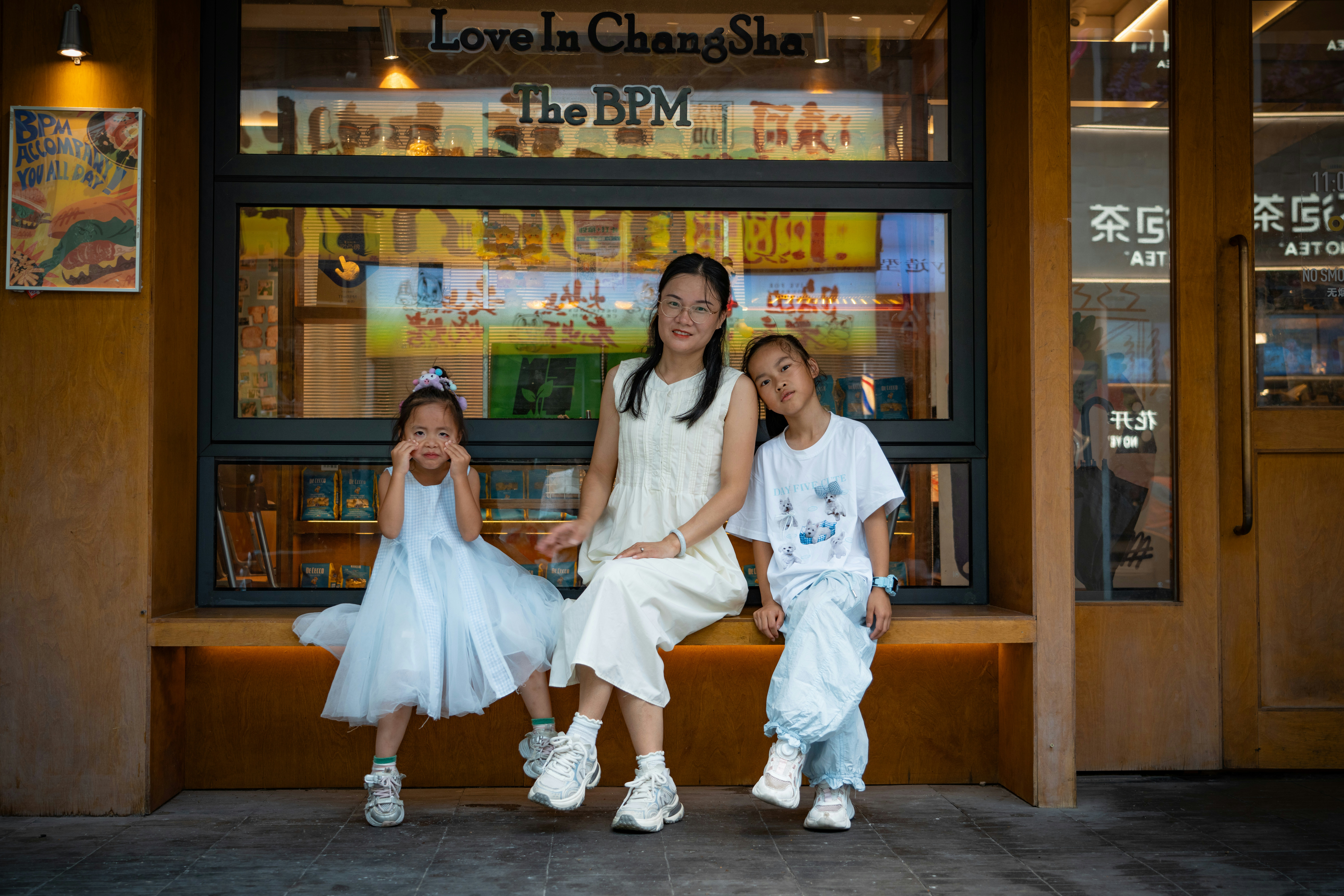 2026년 다문화 가정 아동 핵심 정보를 압축한 스마트 정보 카드 - 설명을 돕는 이미지