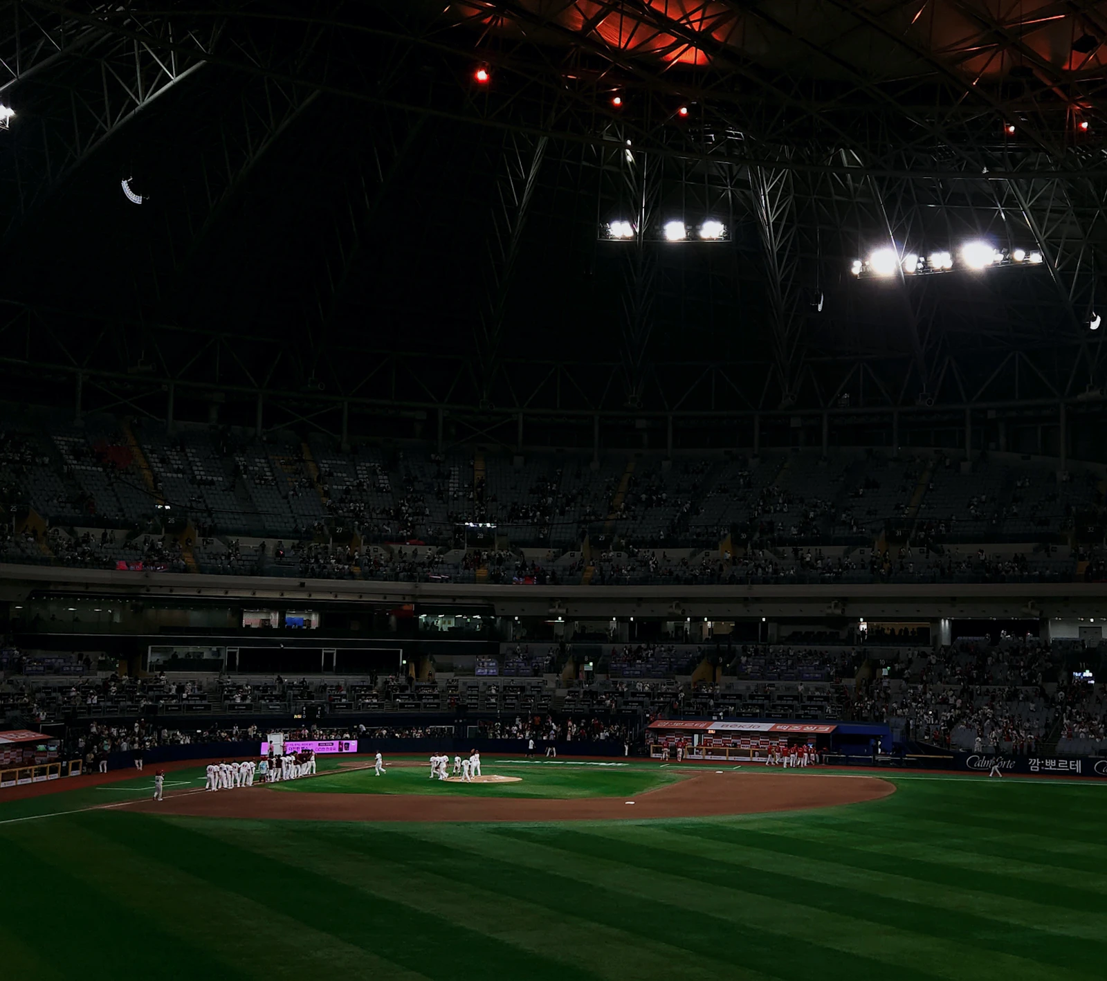 Skubal, Three Home Runs Lift Dodgers Past Braves in NLDS Opener
