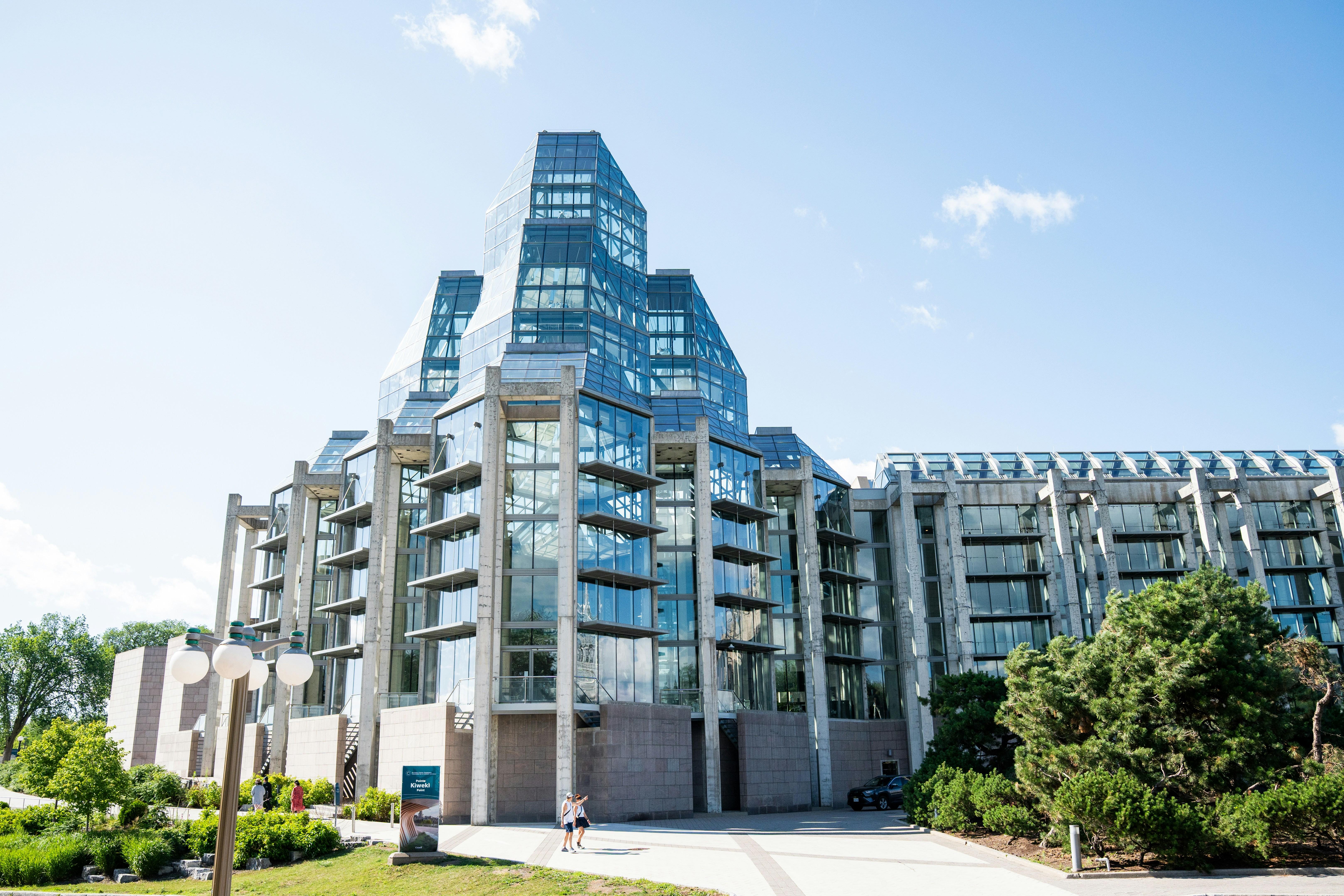 The National Gallery of Canada with glass towers and concrete pillars in Ottawa