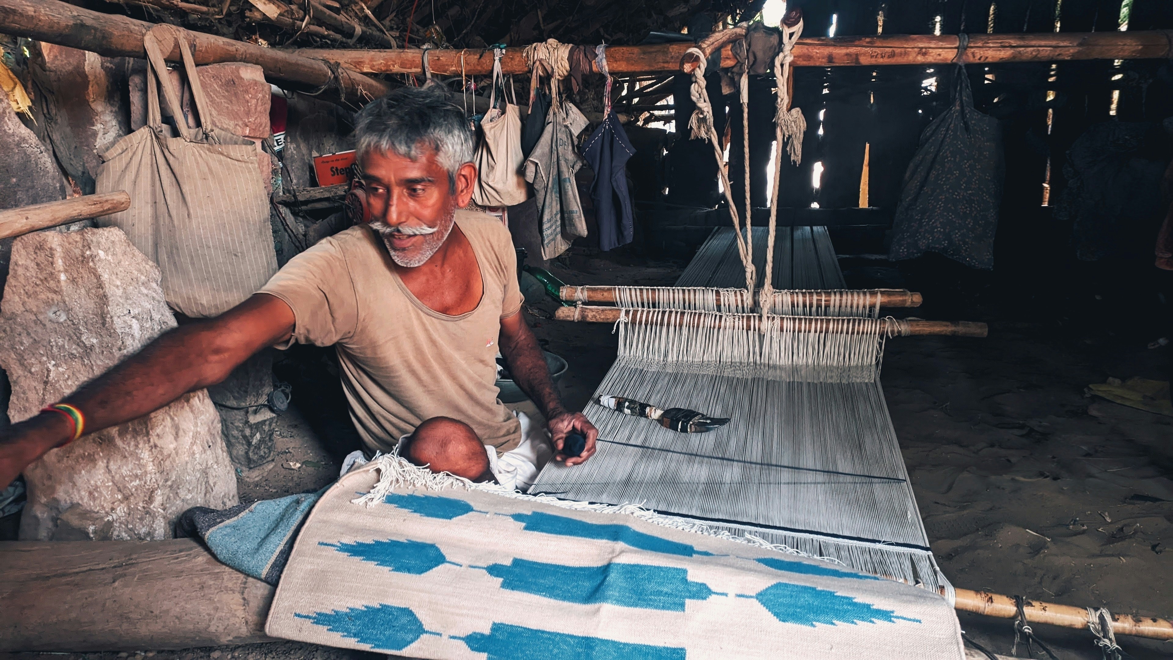 Master weaver at a handloom