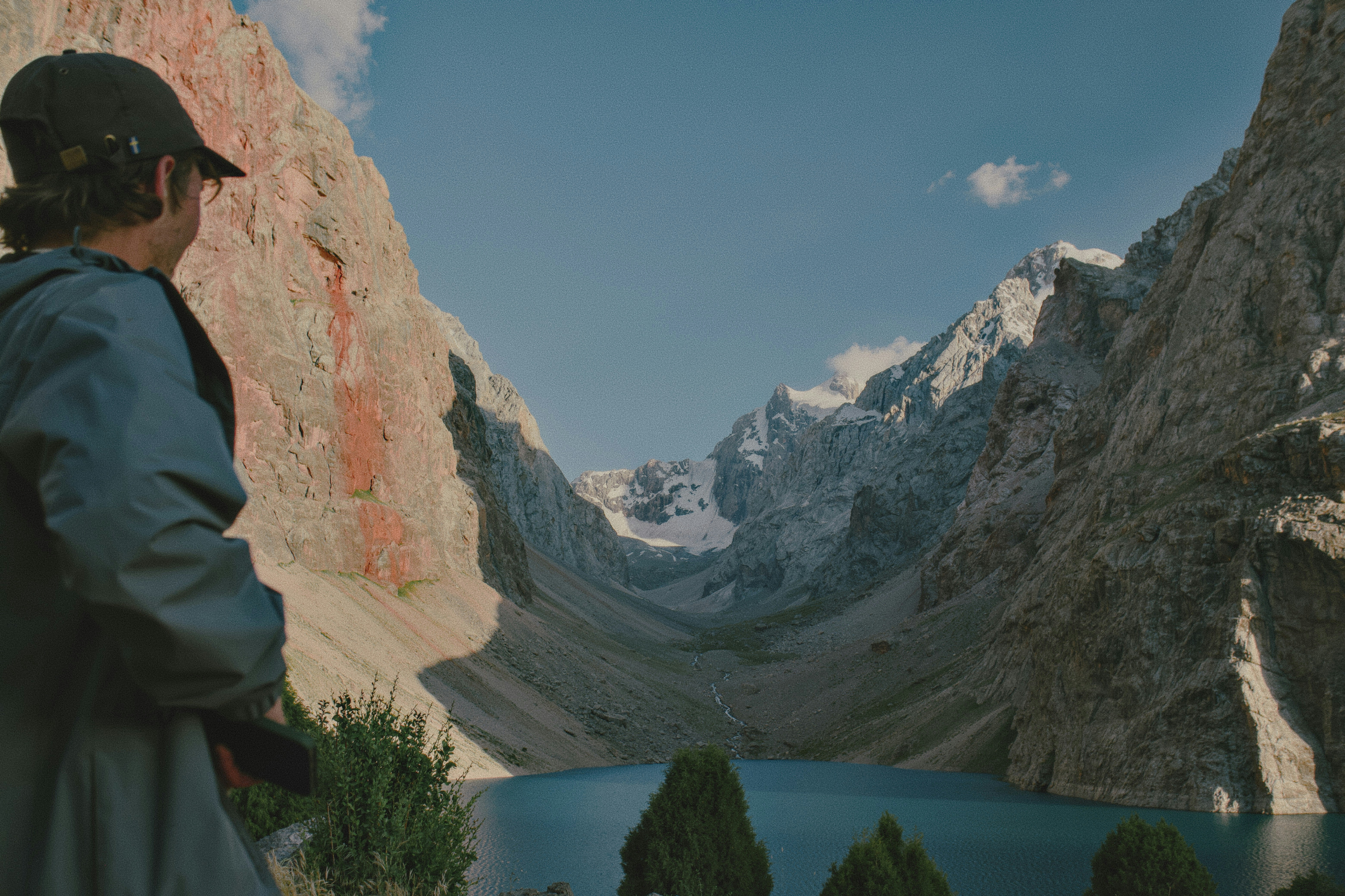 Stay online in the Tajikistan with a prepaid eSIM from eSIMlii. Instant activation, no roaming charges, and reliable coverage.