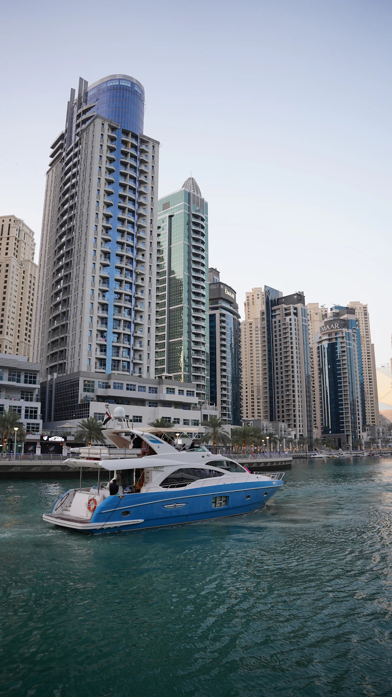 Dubai Marina & Palm Island Sightseeing Motor Yacht Tour