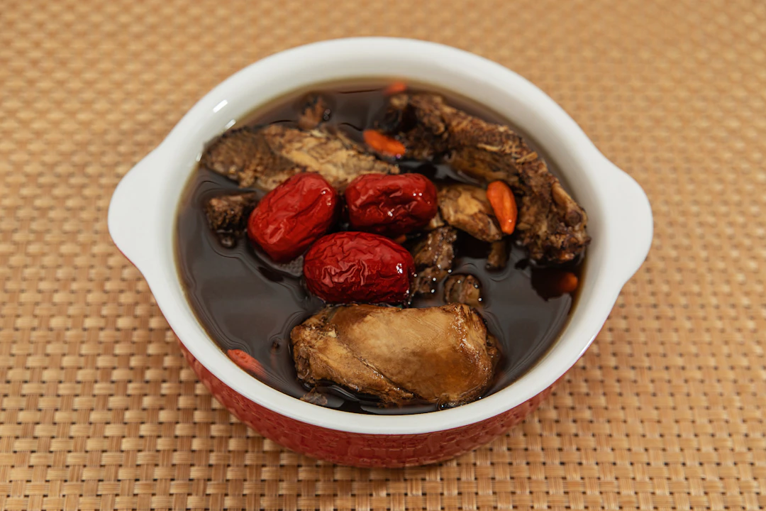 Gà tần thuốc bắc