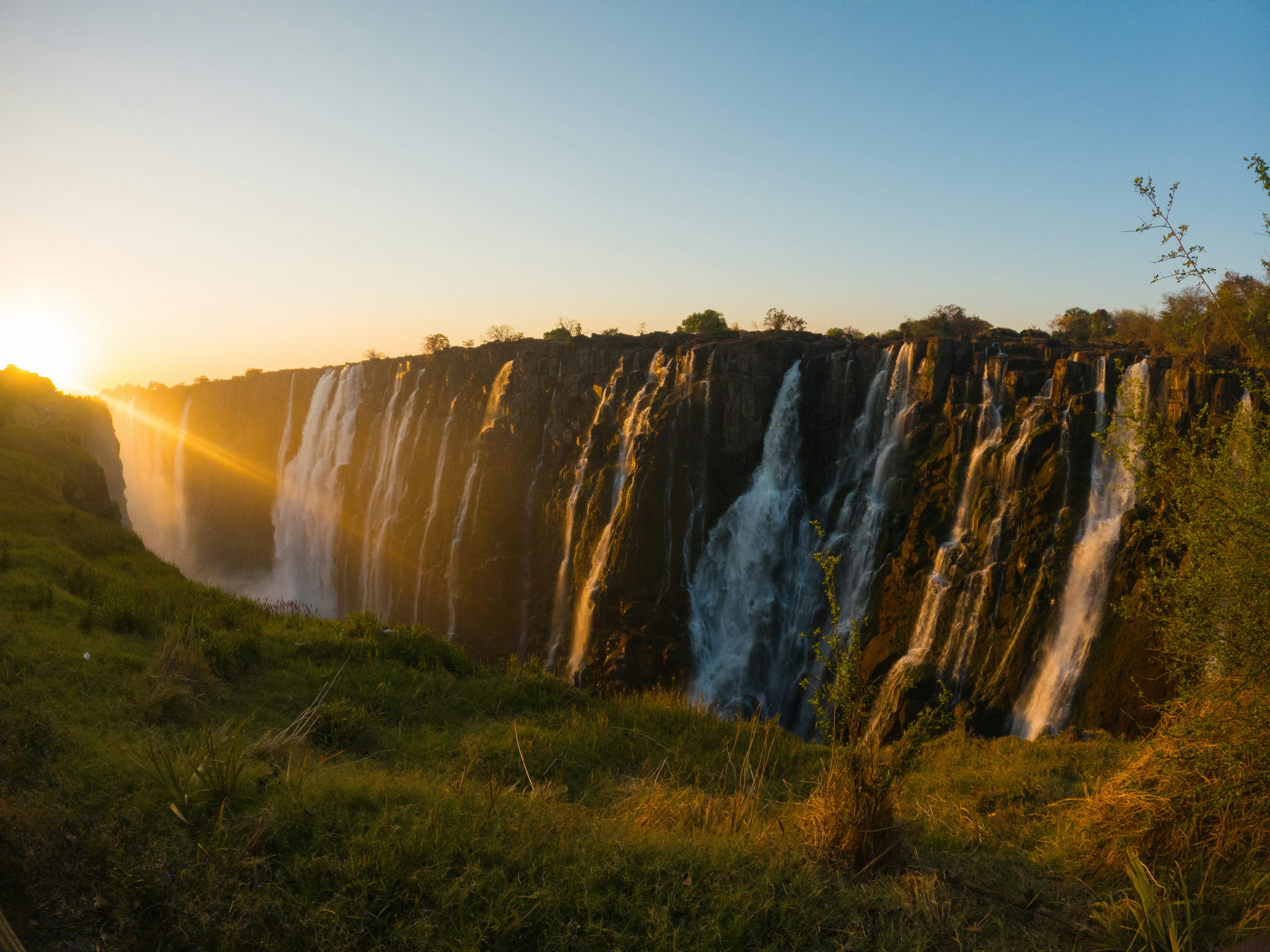 Stay online in the Zambia with a prepaid eSIM from eSIMlii. Instant activation, no roaming charges, and reliable coverage.
