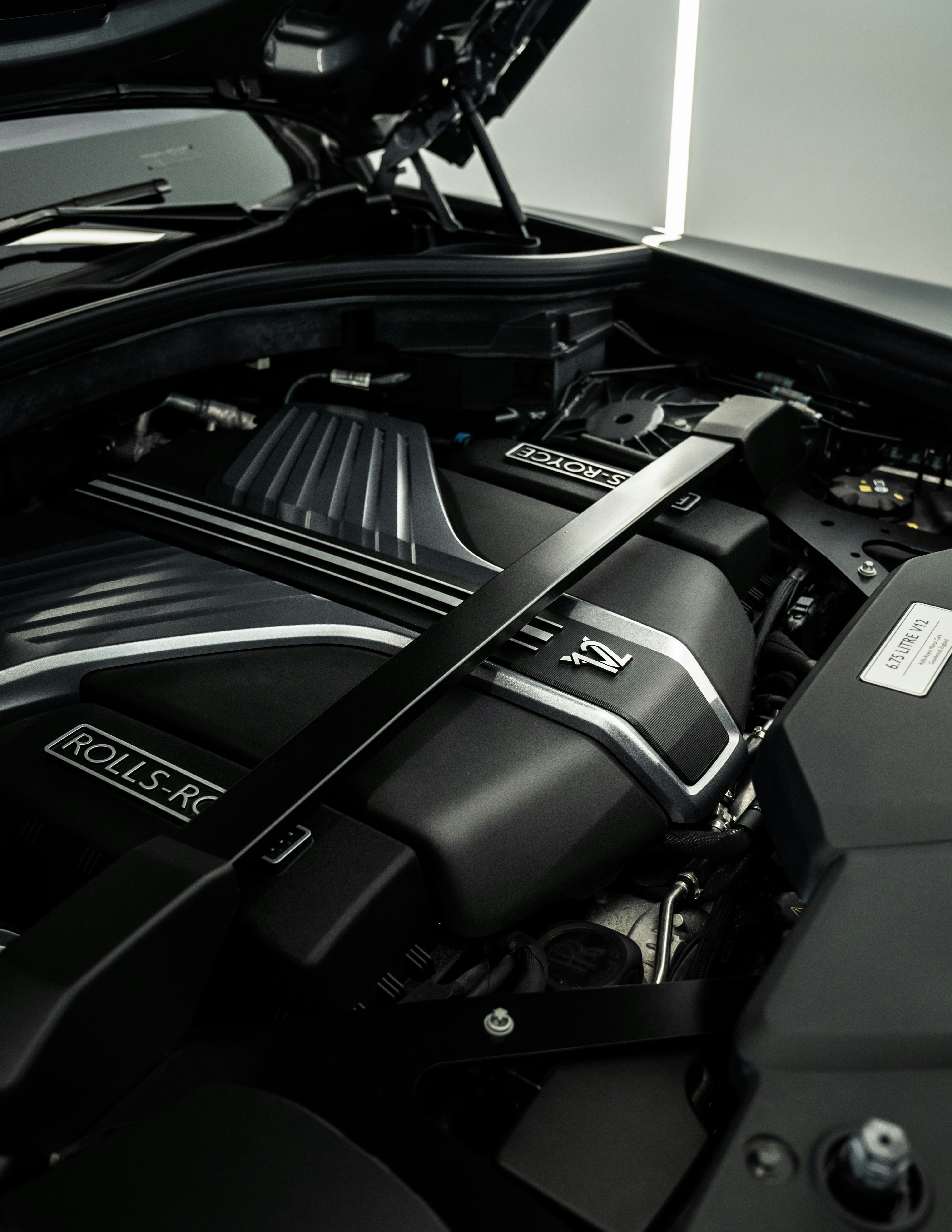 Compartimento motor Rolls-Royce V12 - Foto gratuita en Unsplash