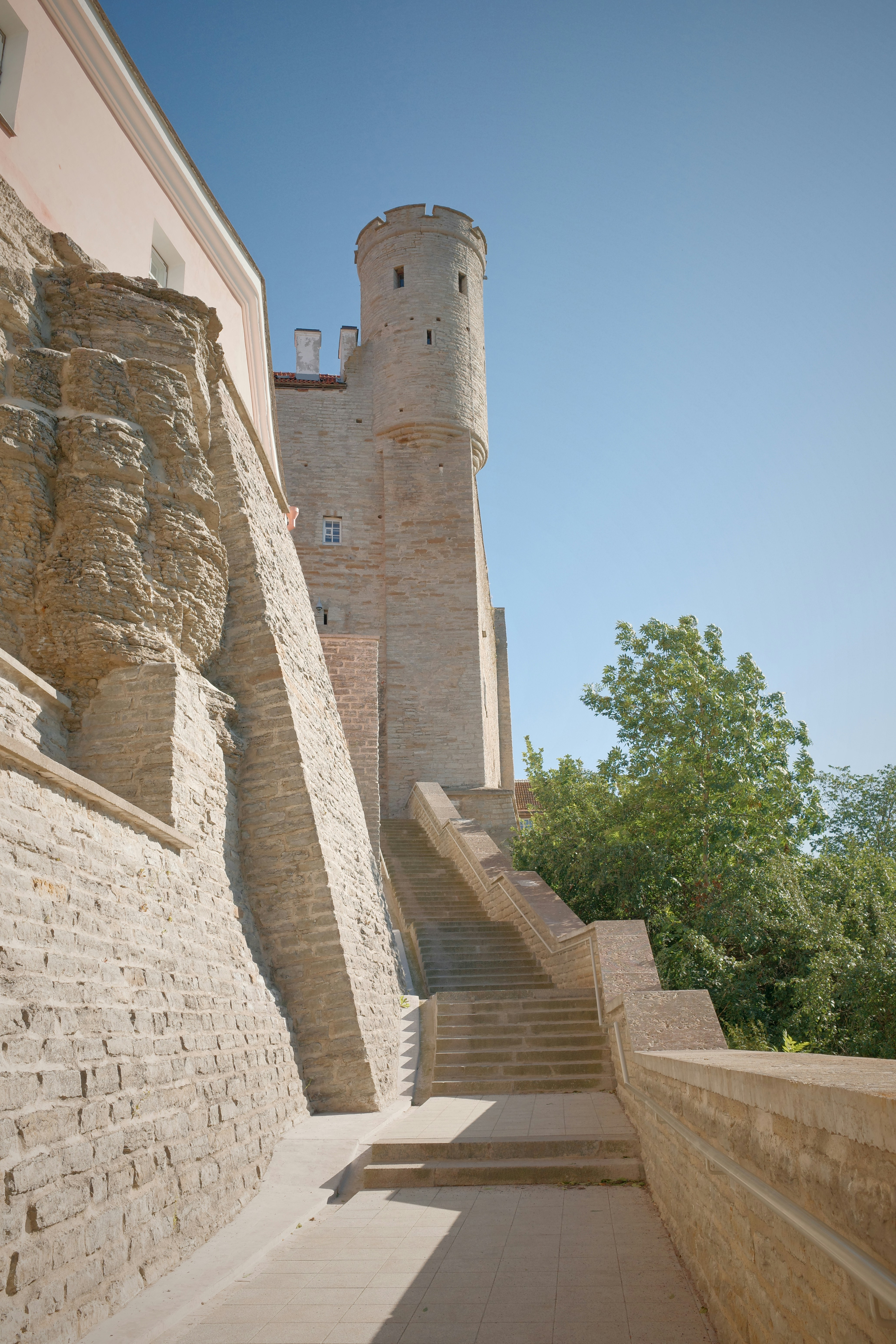 Winter in Tallinn (November–February): Christmas Markets, Ice, and Quiet Streets
