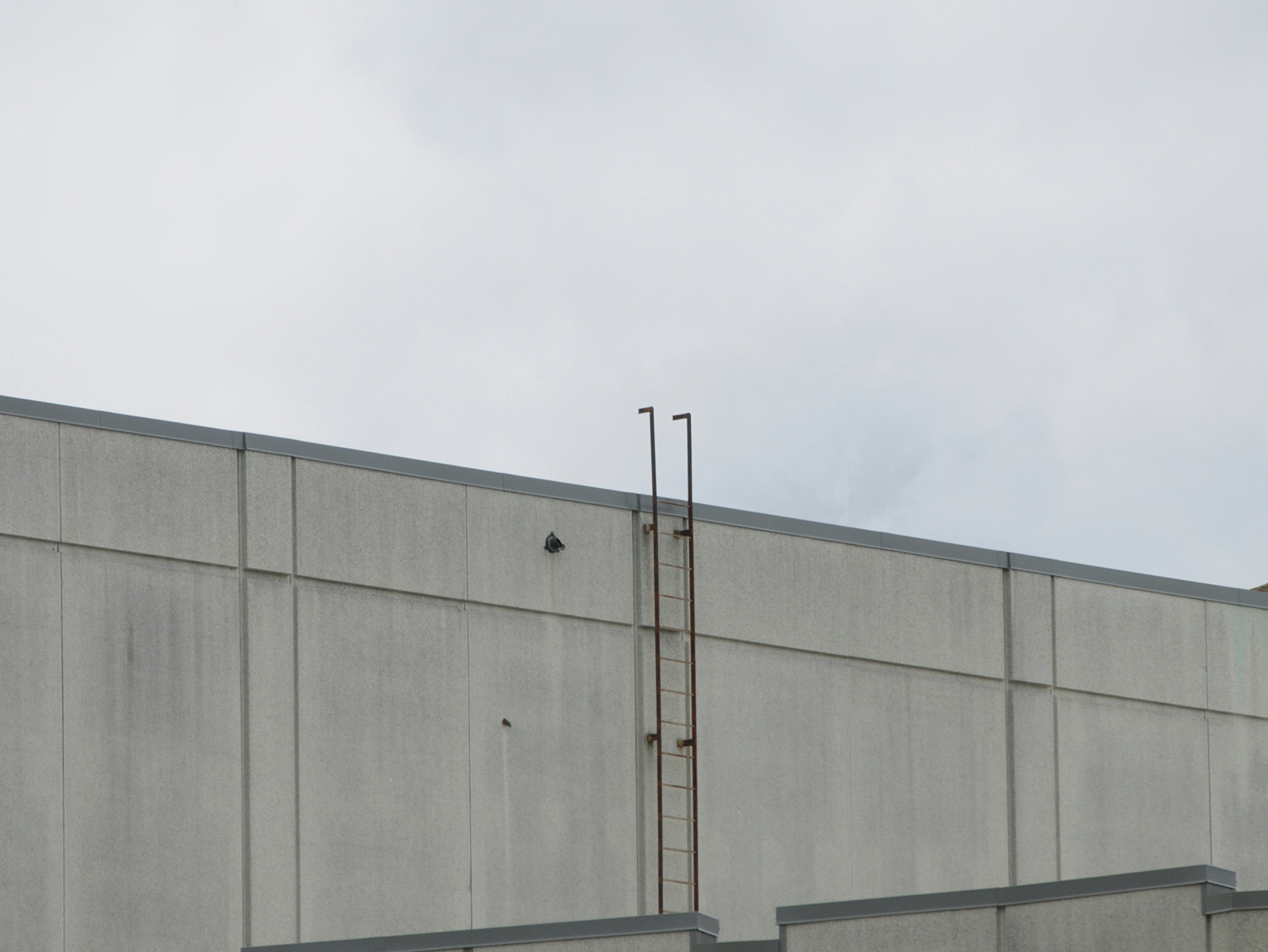 Structural details of industrial building
