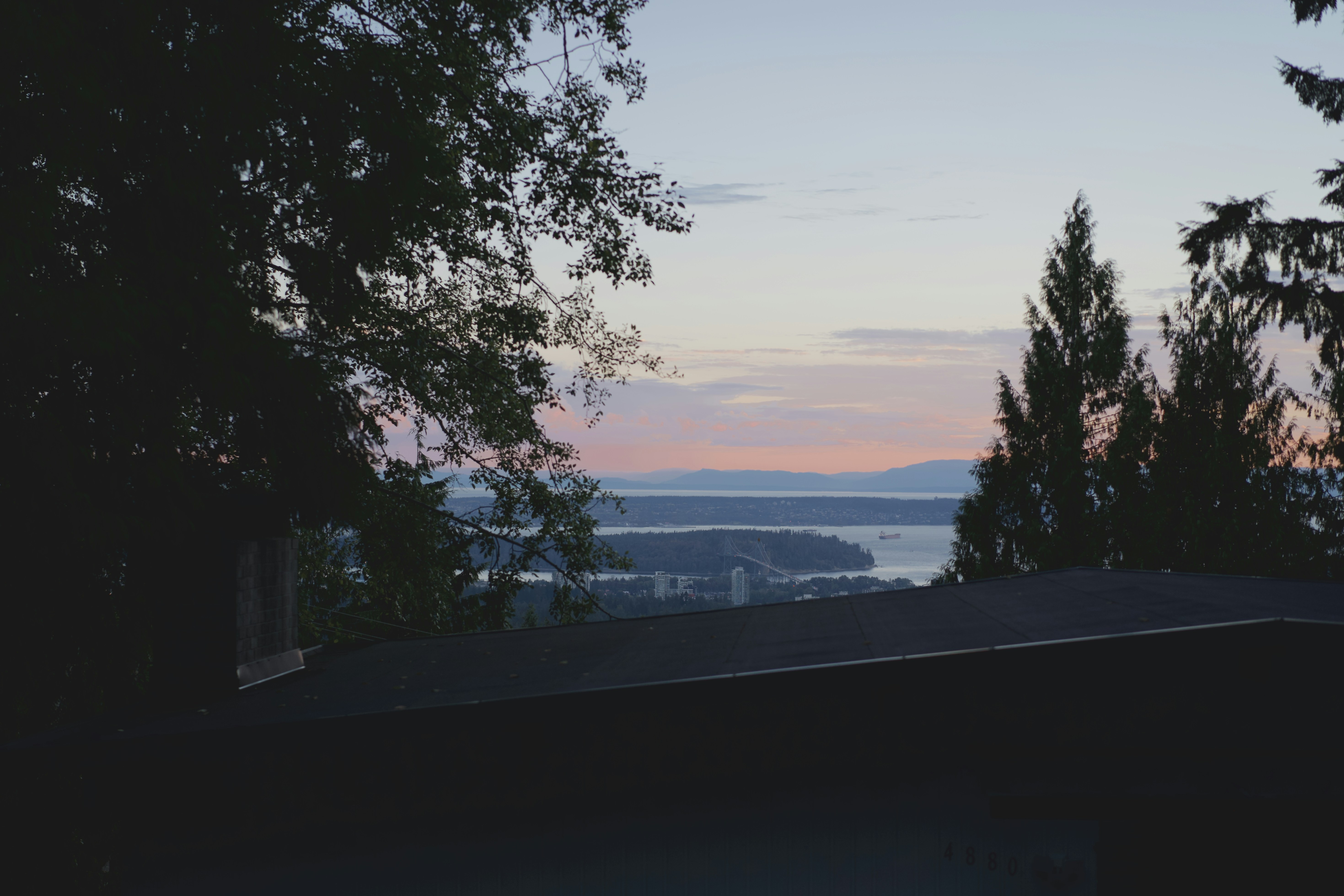 Pastel sunset colours above the coast of West Vancouver.